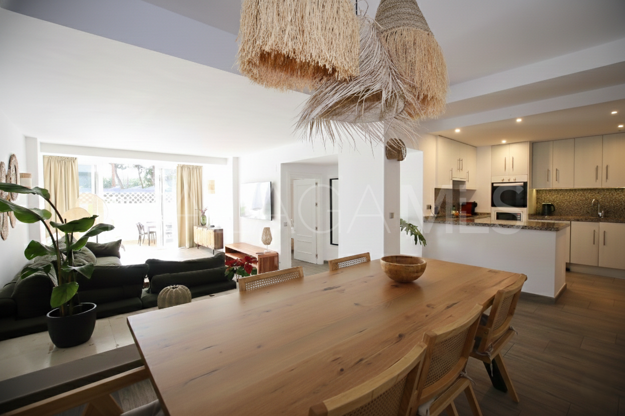 Buy apartamento planta baja in Jardines de las Golondrinas with 2 bedrooms