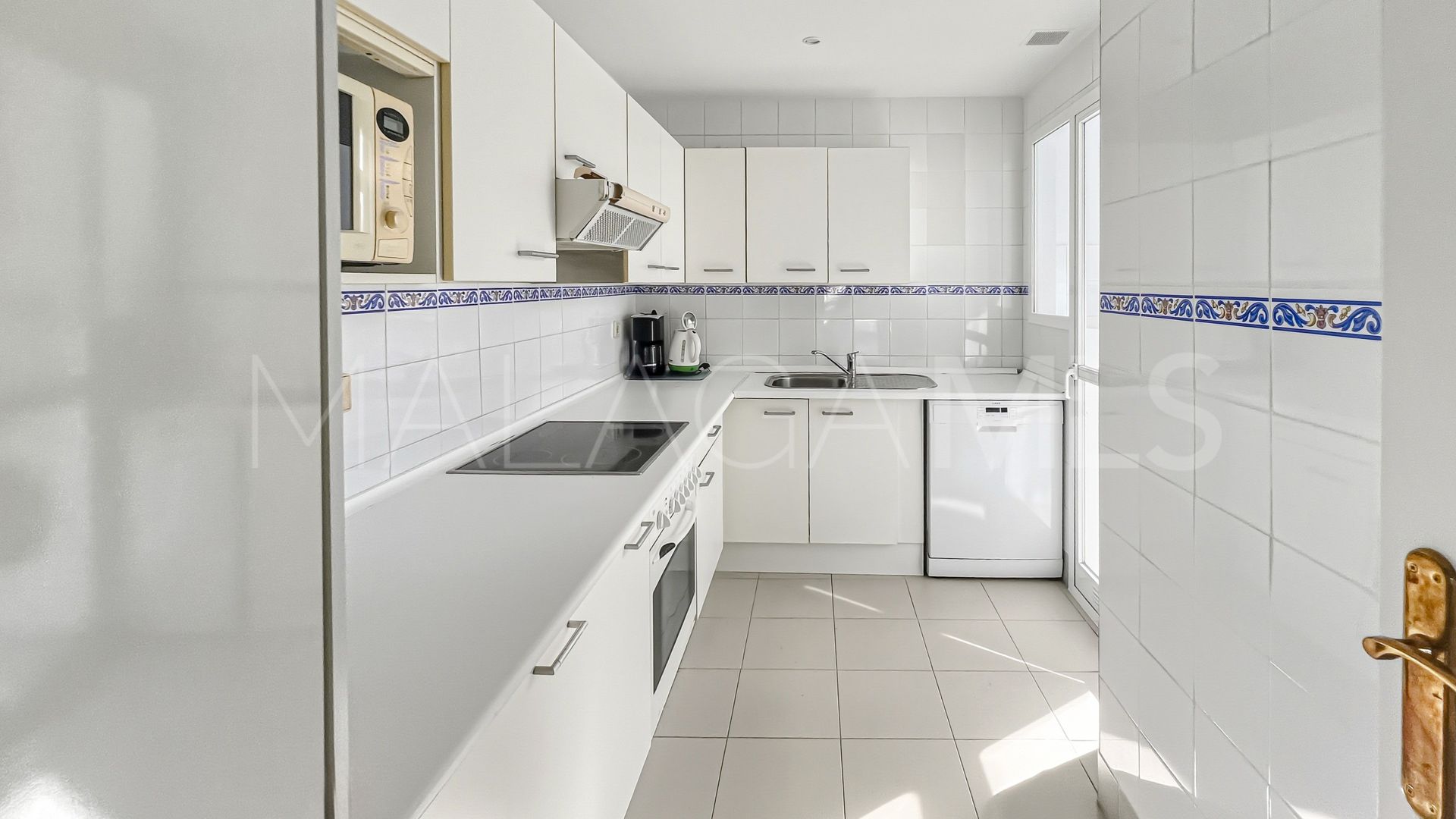 Atico duplex for sale in Marbella - Puerto Banus de 4 bedrooms