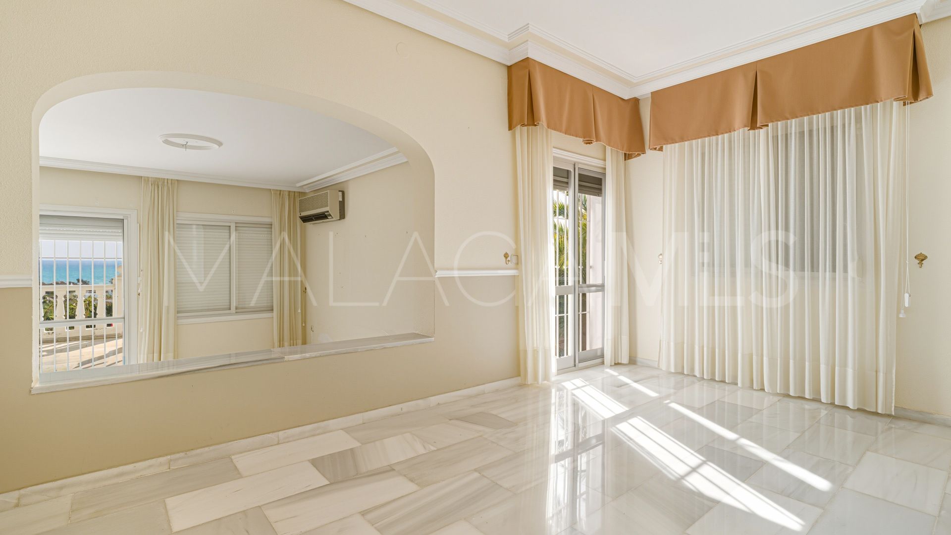 Riviera del Sol 3 bedrooms villa for sale