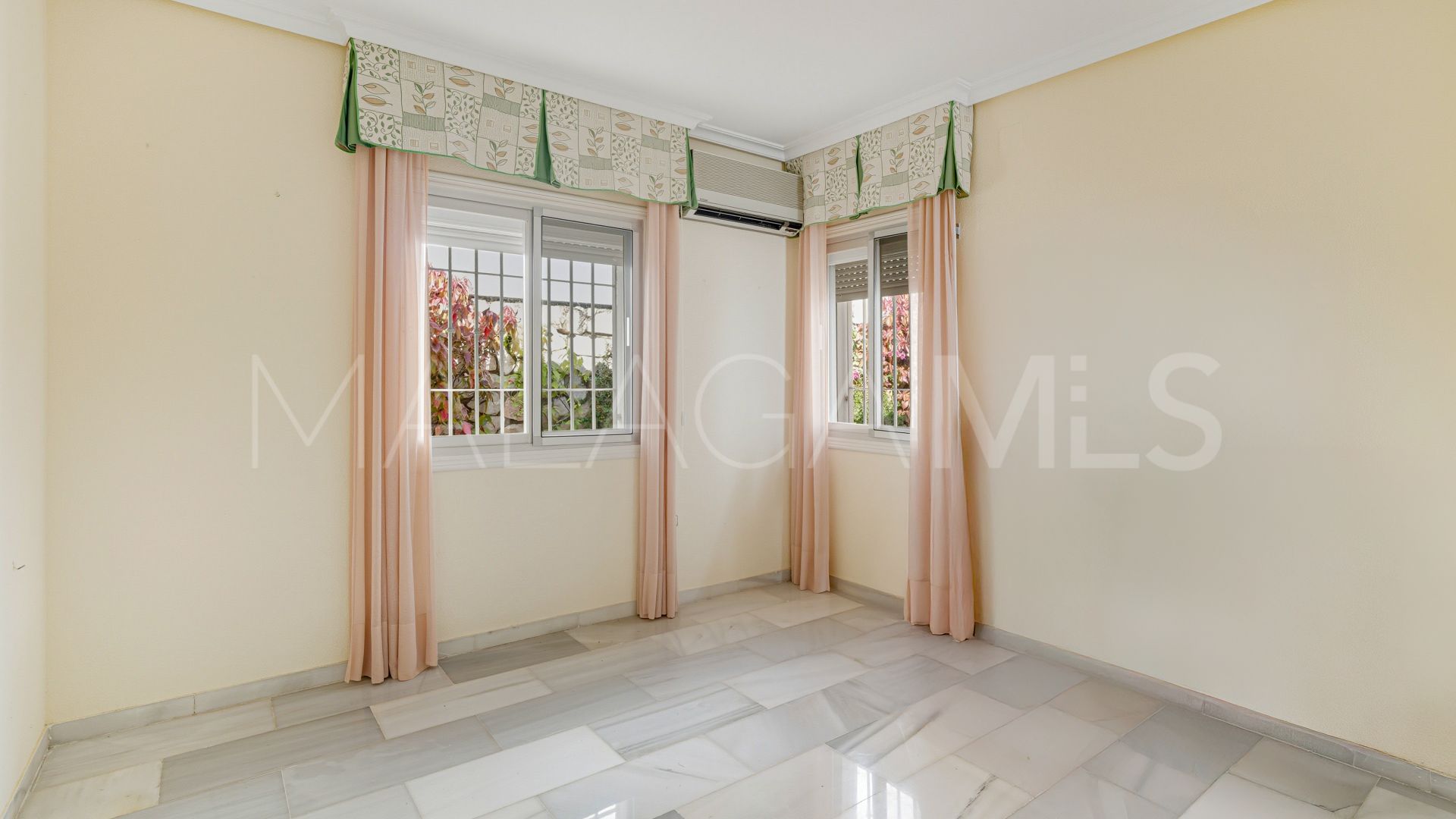 Riviera del Sol 3 bedrooms villa for sale