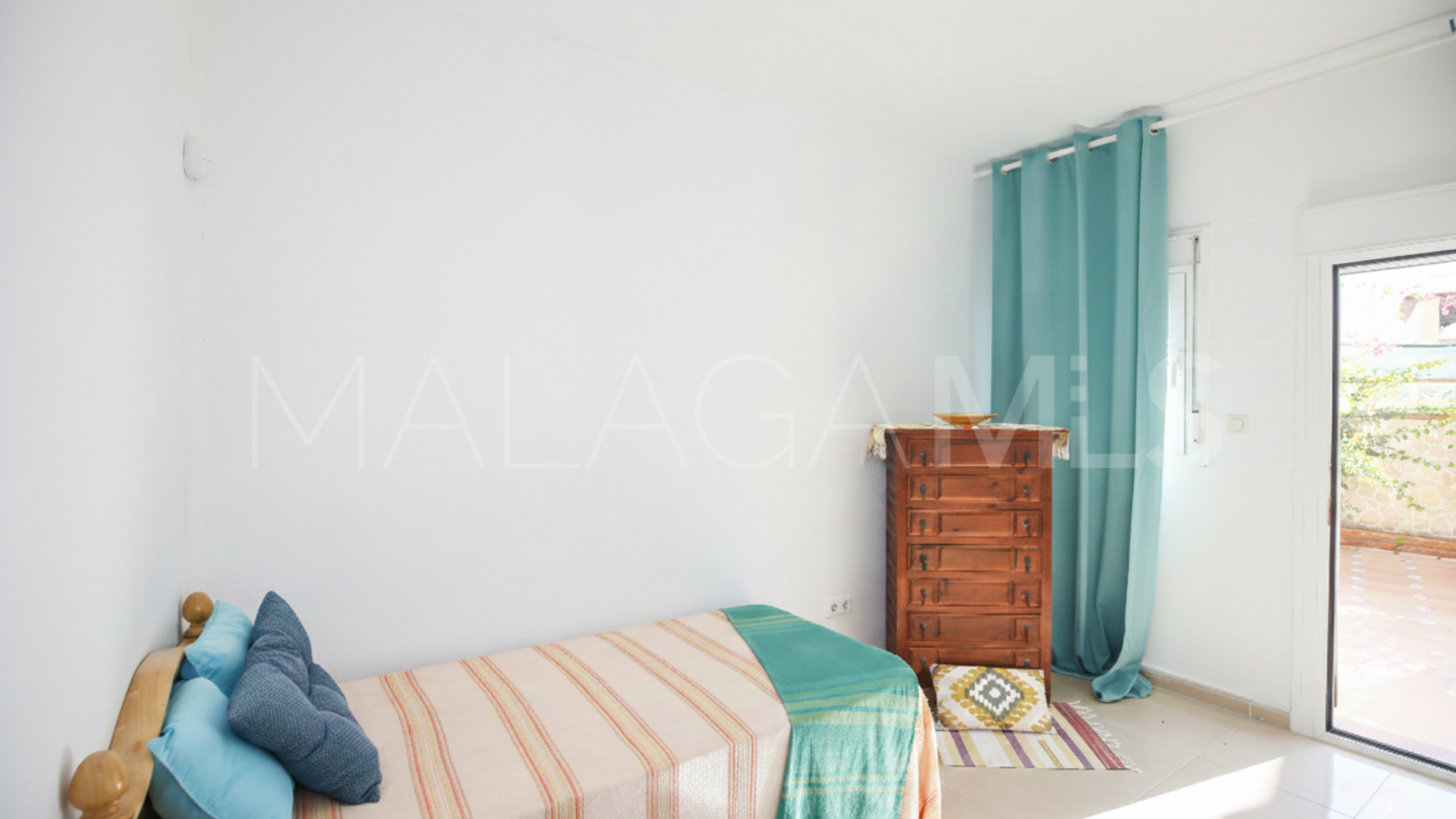 Maison jumelée for sale in Calahonda