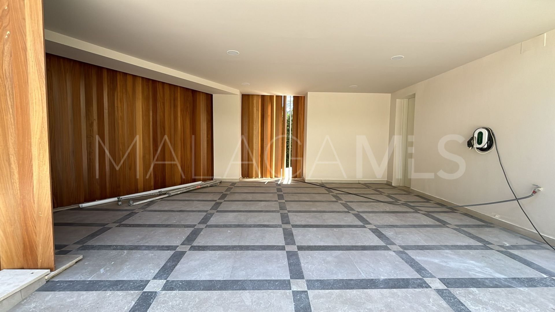 5 bedrooms Los Monteros Playa villa for sale