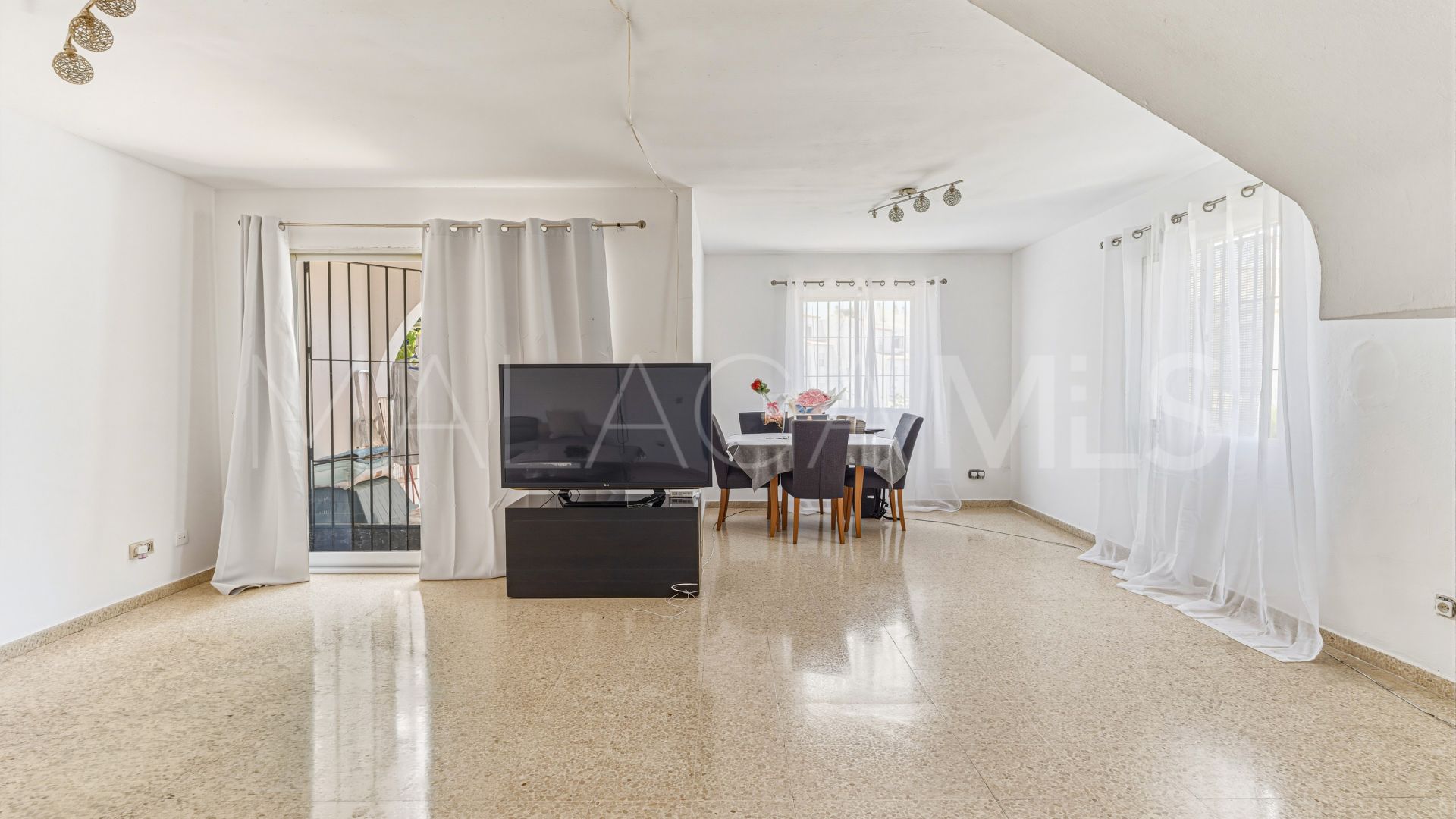 Radhus for sale in Nueva Atalaya