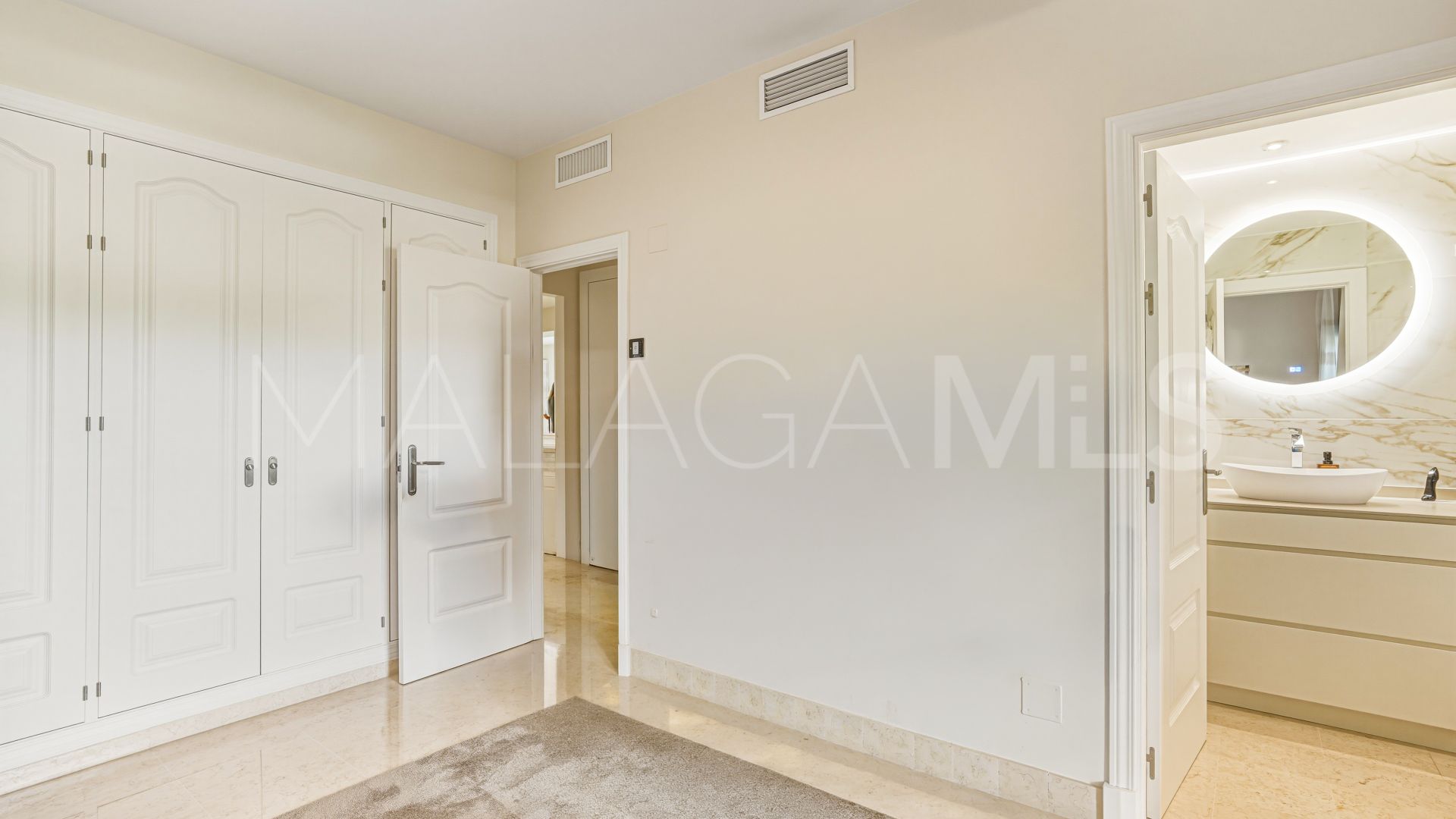 Appartement rez de chaussée for sale in Los Capanes del Golf