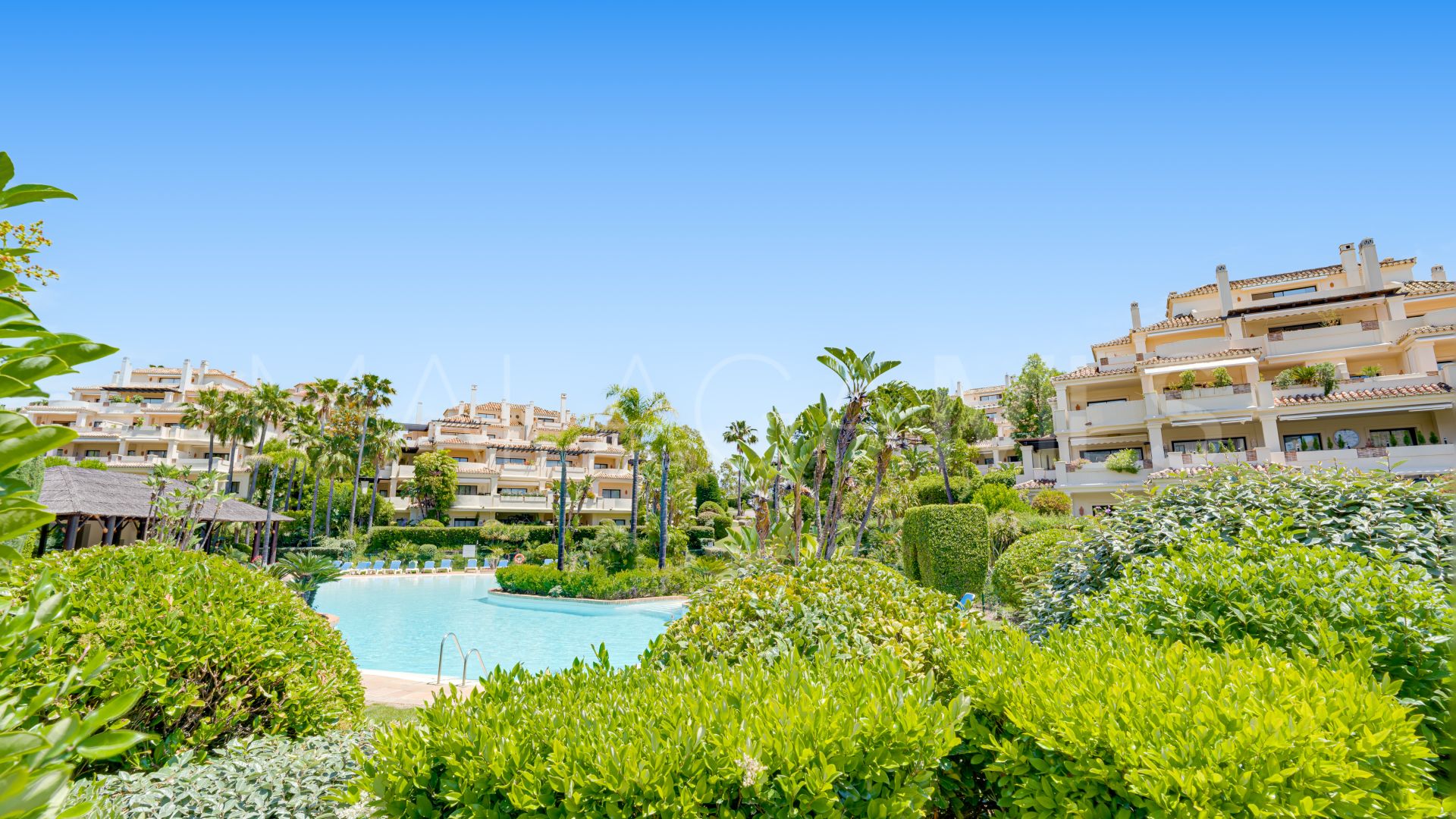 Appartement rez de chaussée for sale in Los Capanes del Golf