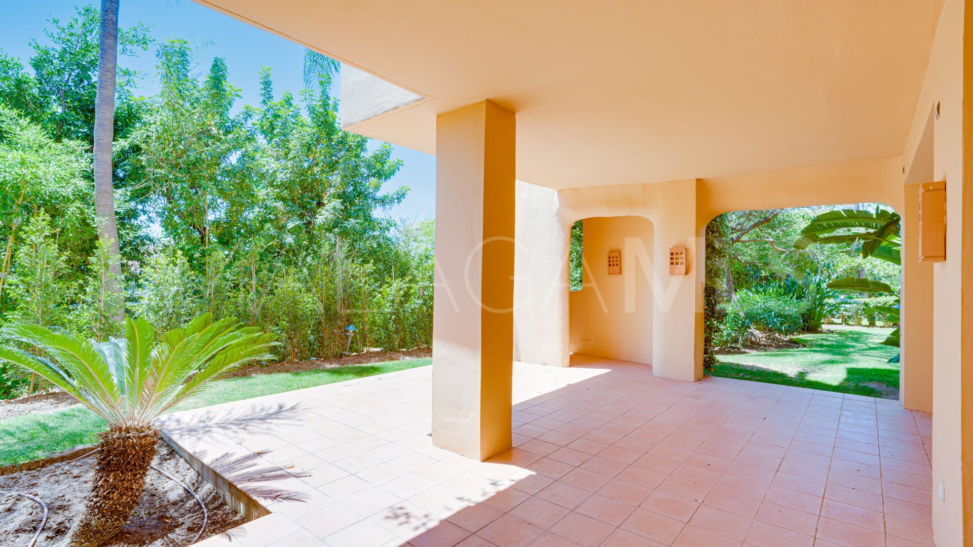 Appartement rez de chaussée for sale in Mansion Club