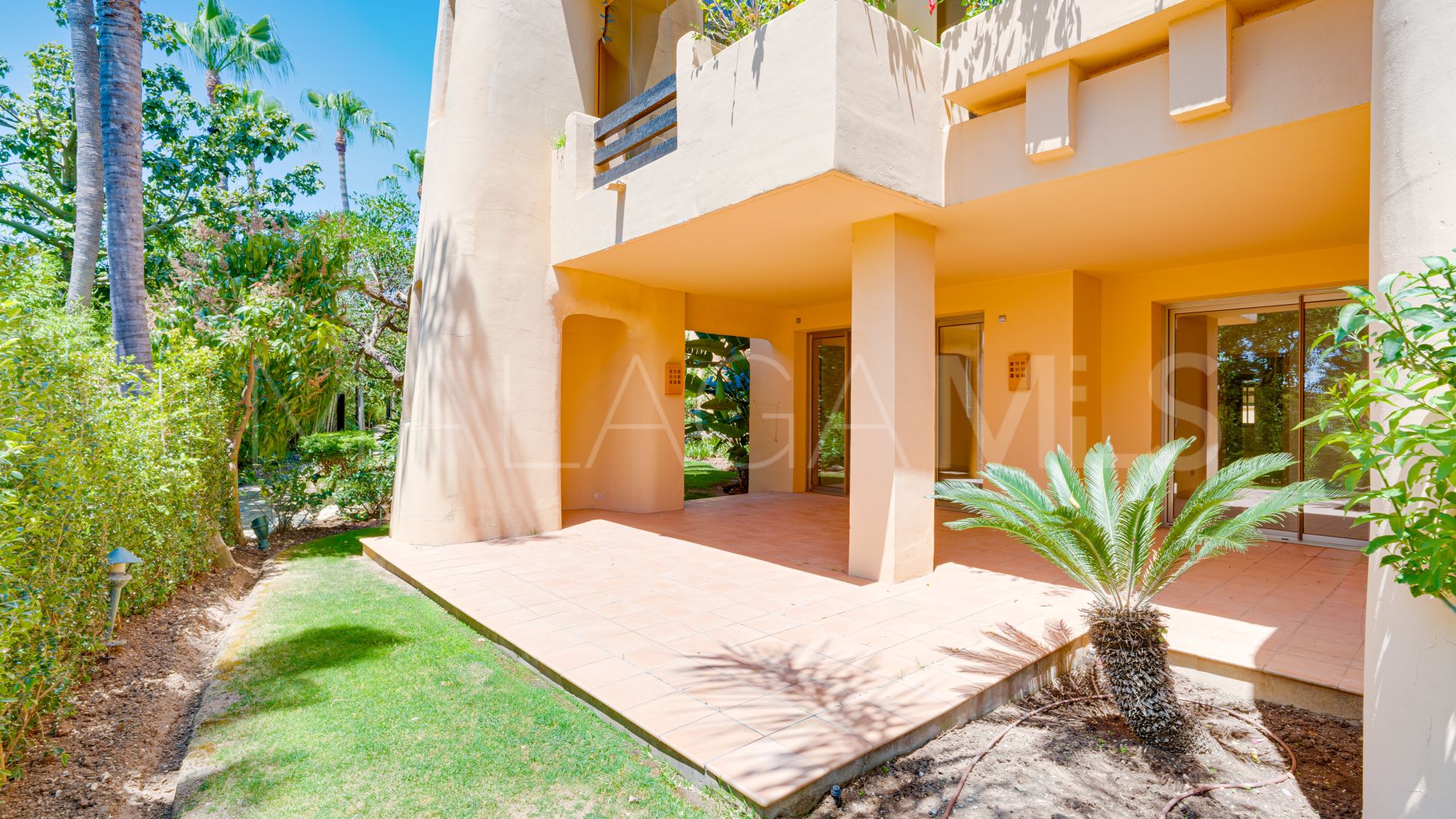 Appartement rez de chaussée for sale in Mansion Club