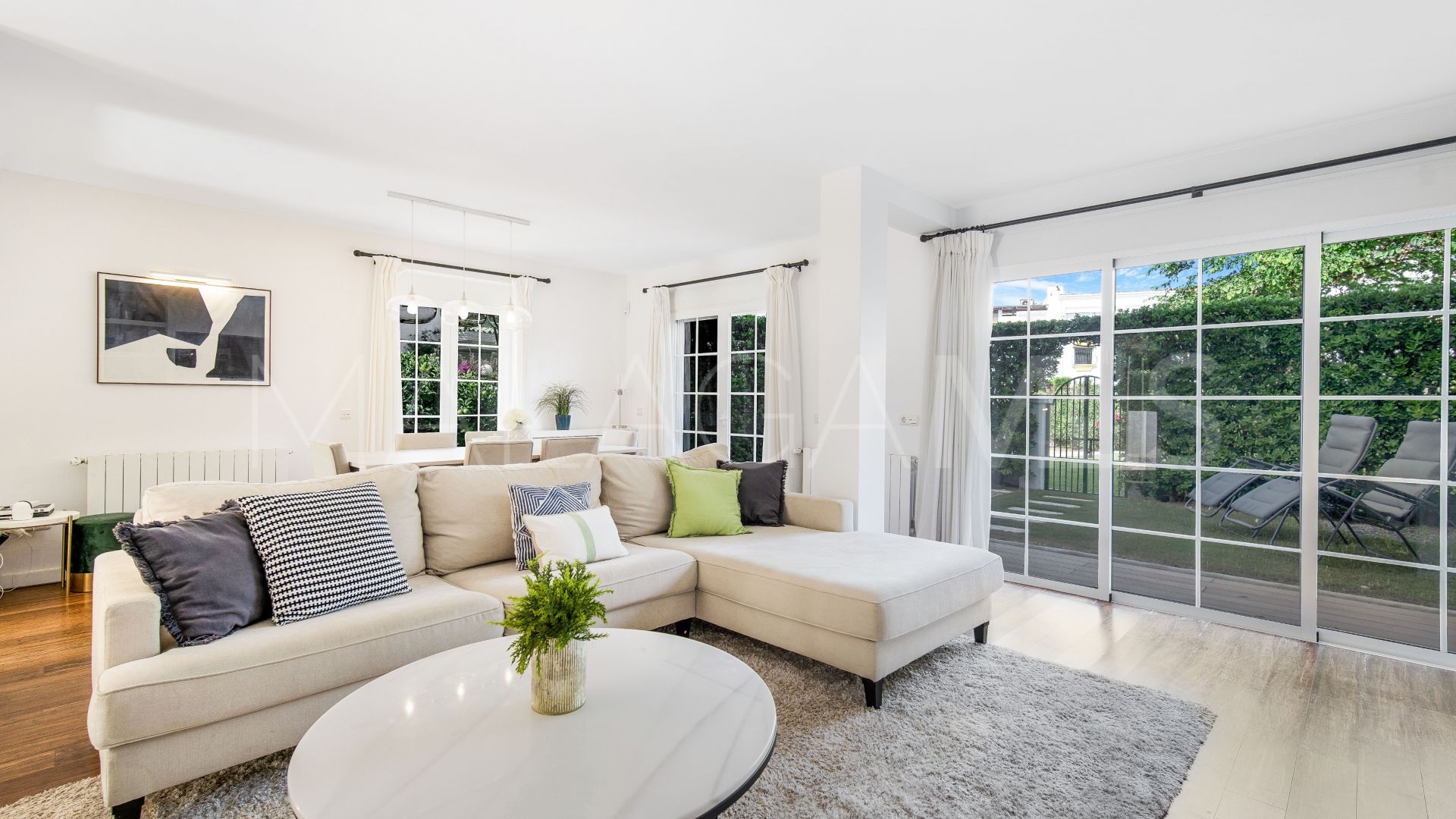 Radhus for sale in Marbellamar