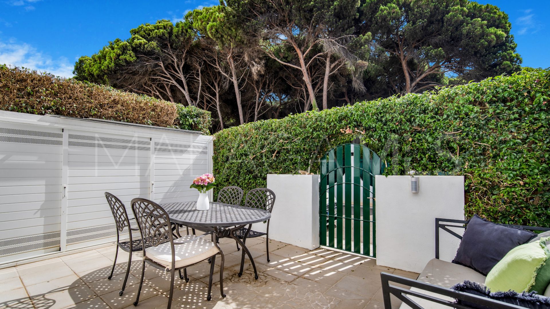 Radhus for sale in Marbellamar