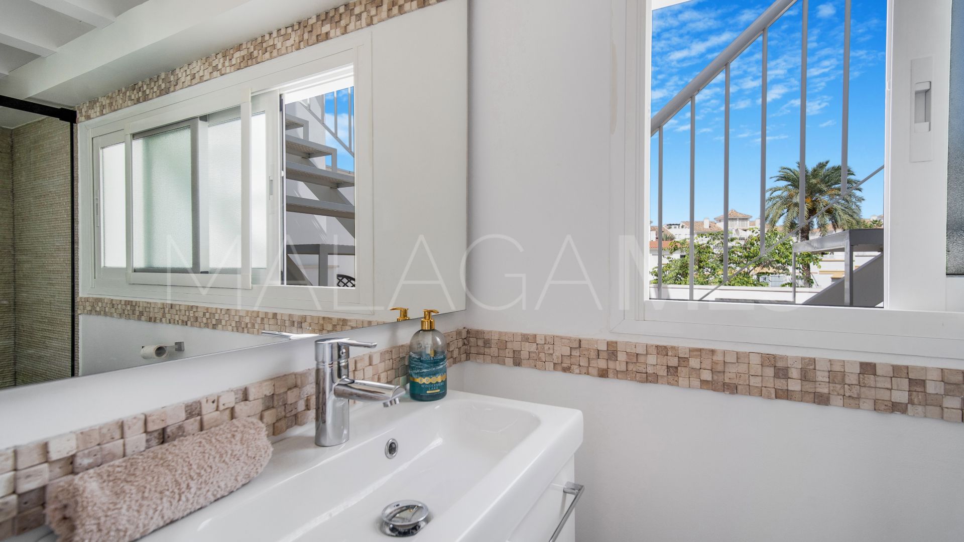 Radhus for sale in Marbellamar