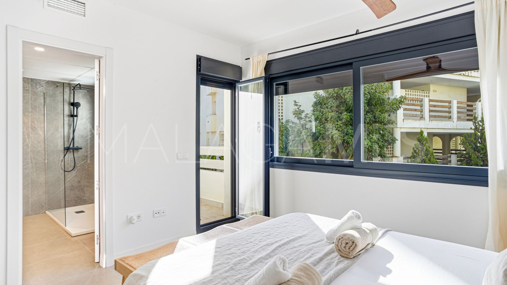 For sale 3 bedrooms town house in Agra Residencial