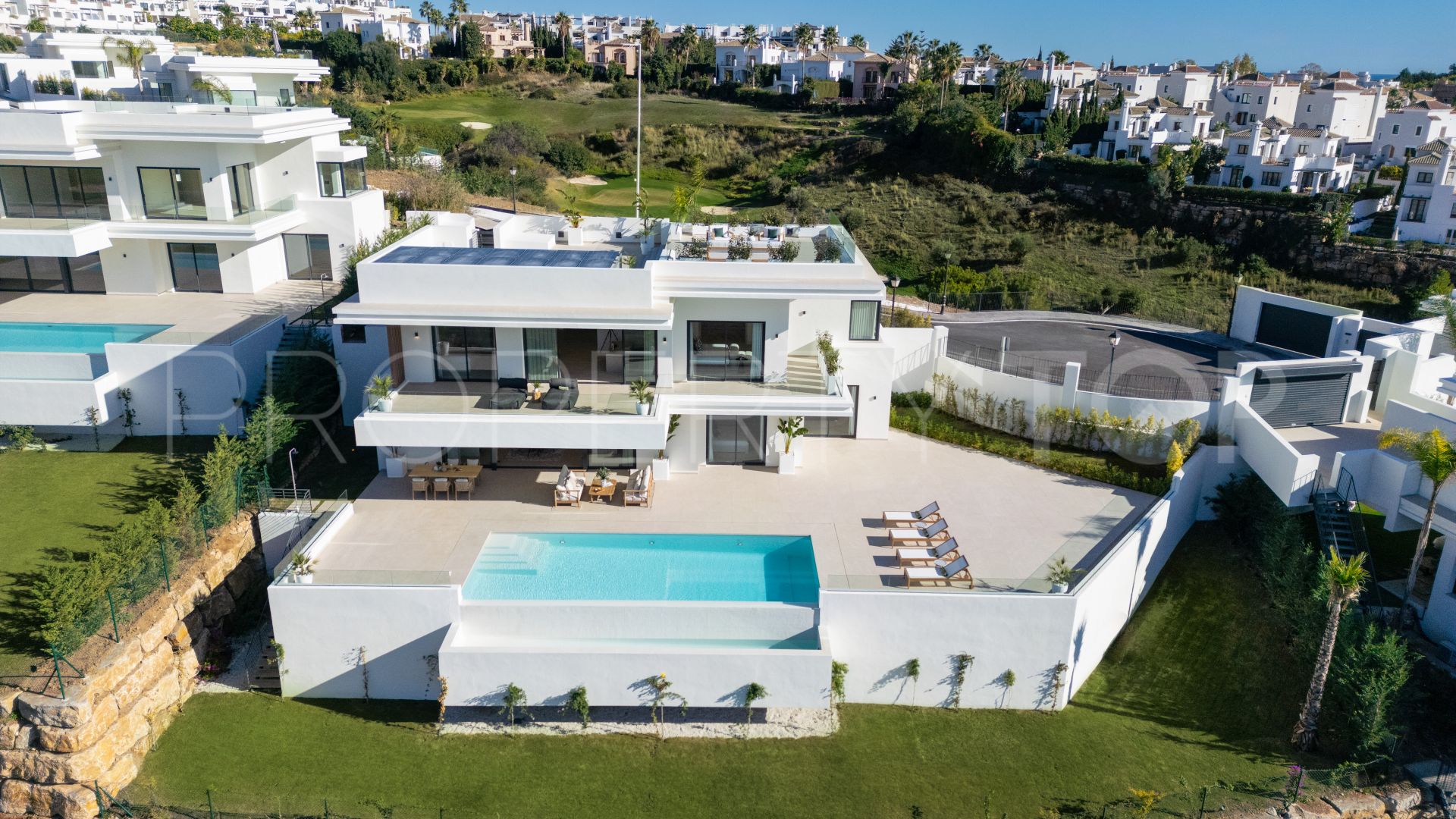 Villa en venta en La Resina Golf