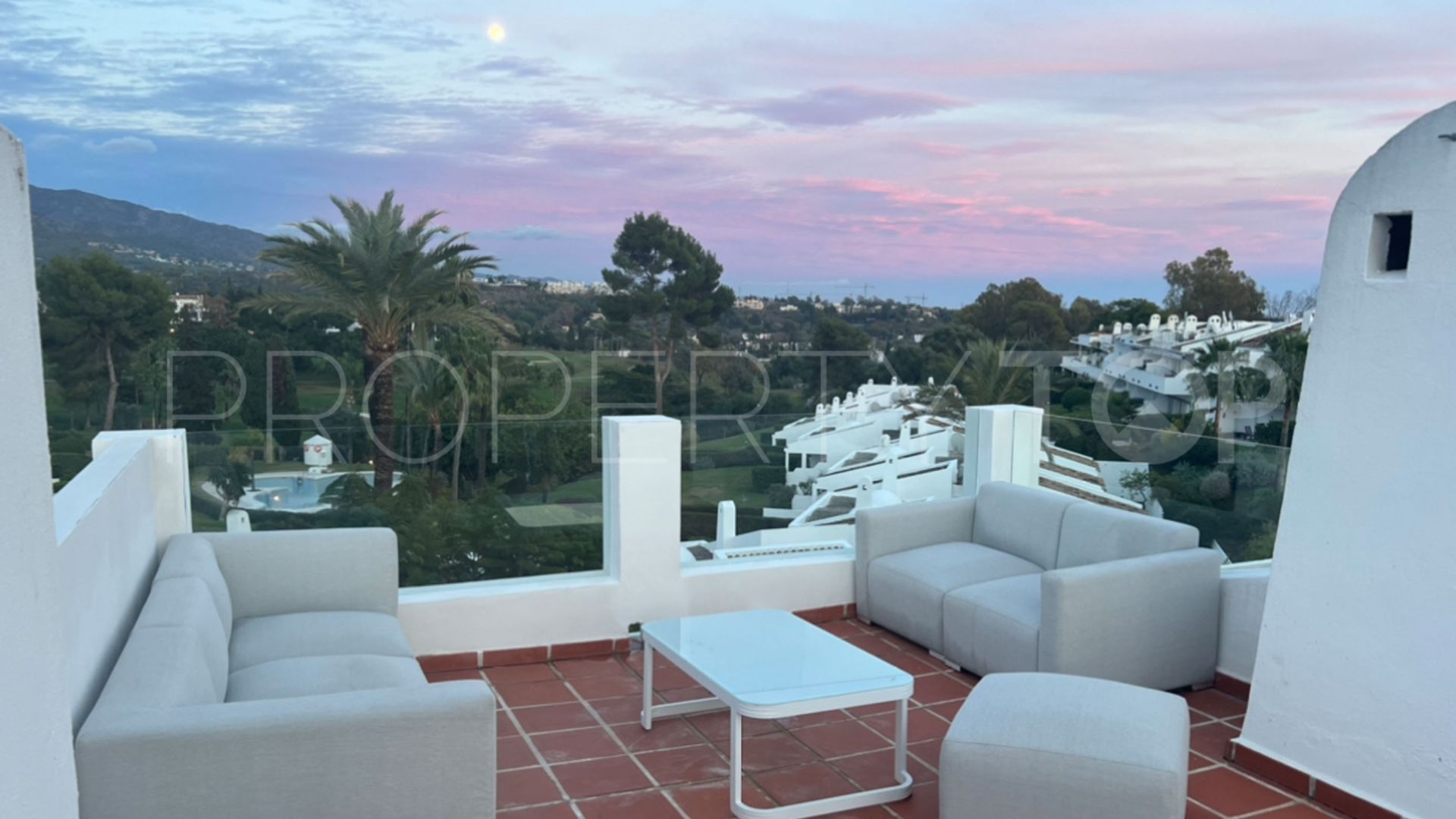 For sale 2 bedrooms duplex penthouse in Los Dragos