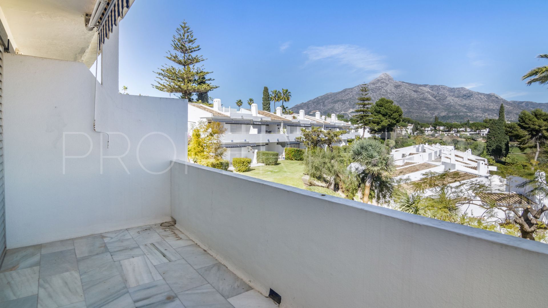 For sale 2 bedrooms duplex penthouse in Los Dragos