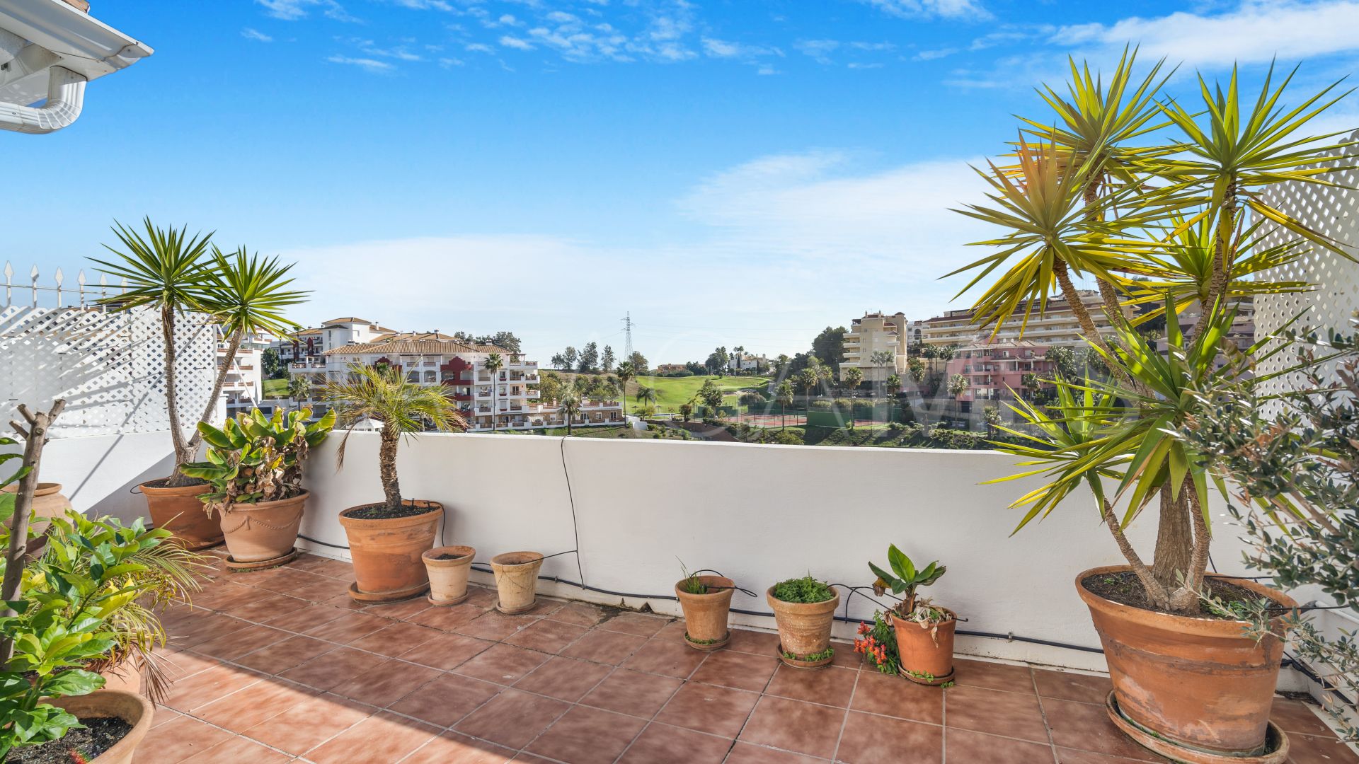 Duplex penthouse for sale in Riviera del Sol with 3 bedrooms