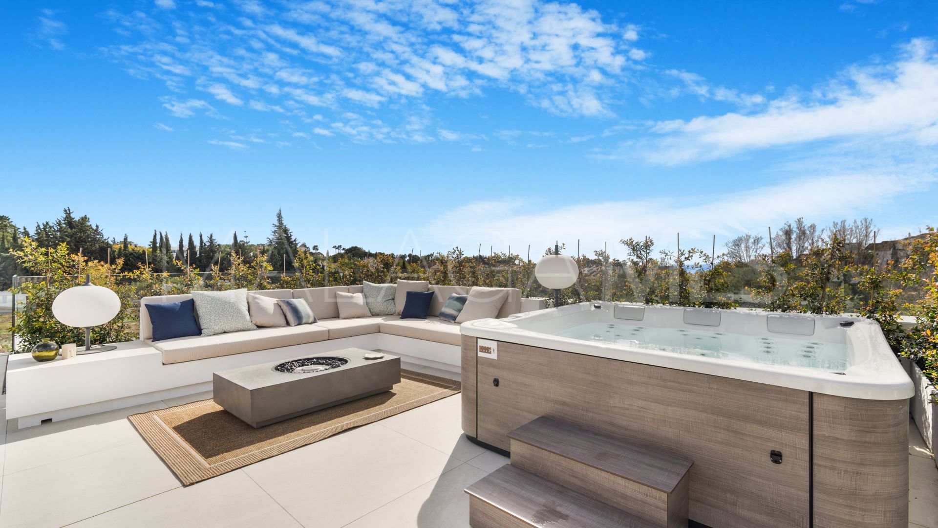 Villa for sale in Golden Mile