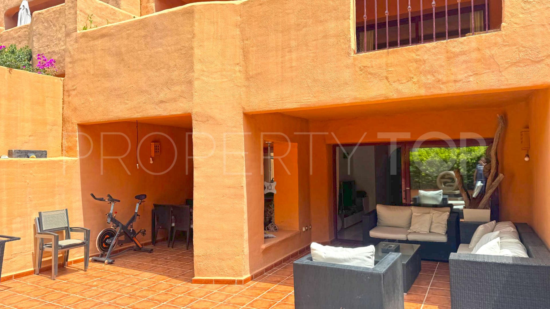 Apartamento planta baja en venta en Jardines de Albaicín