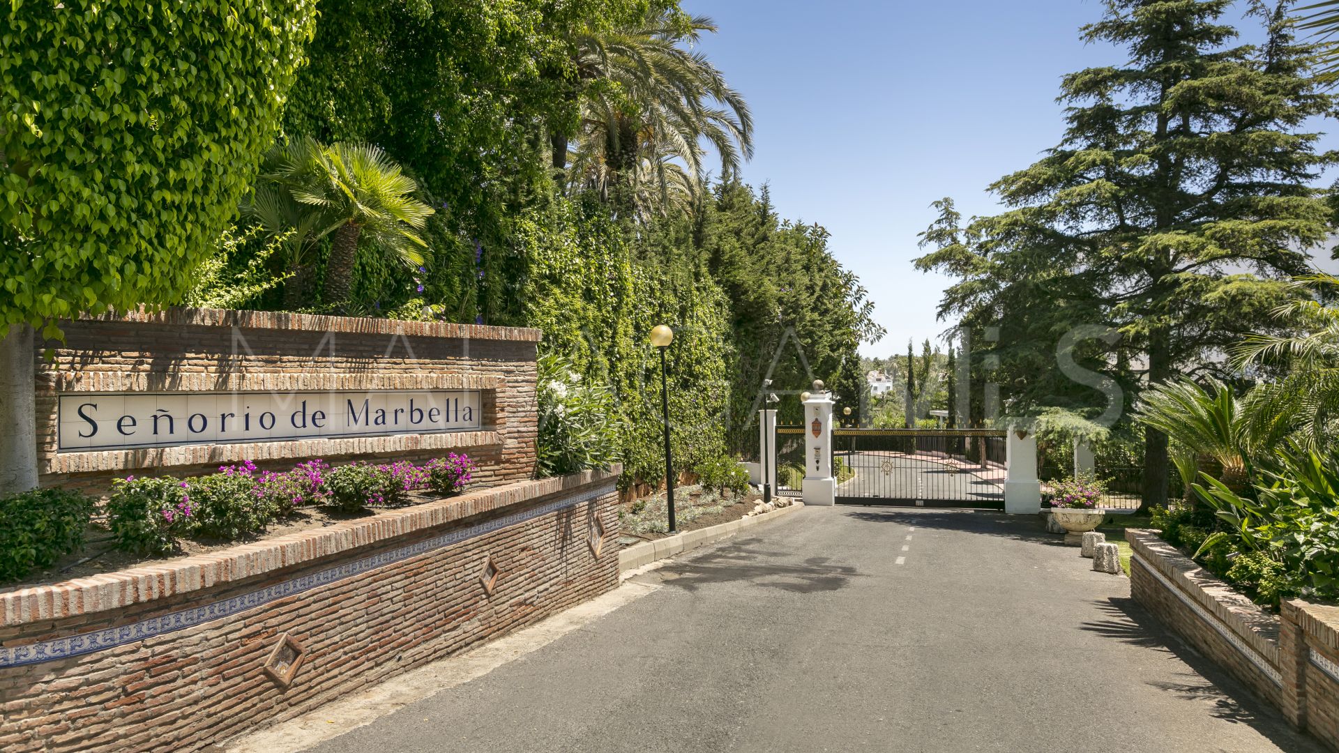 Bottenvåningslägenhet for sale in Señorio de Marbella