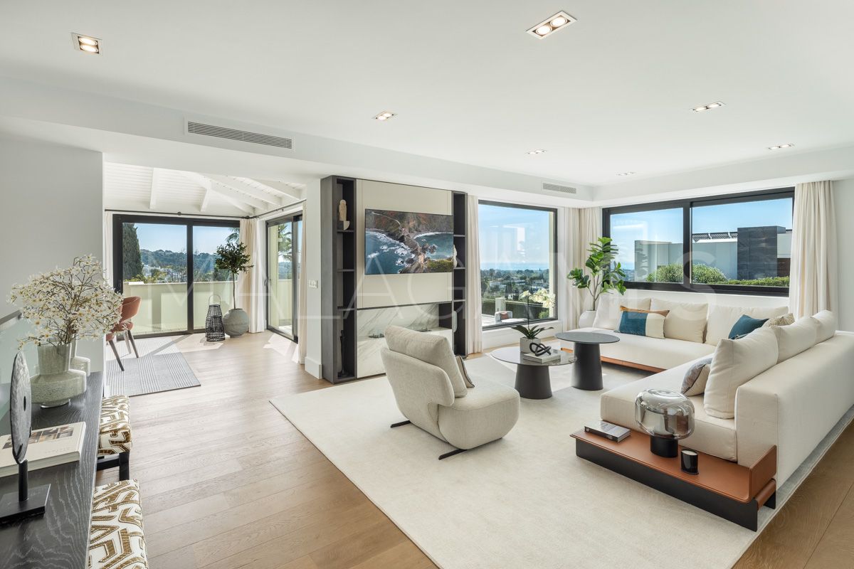 Villa for sale in Los Naranjos Hill Club