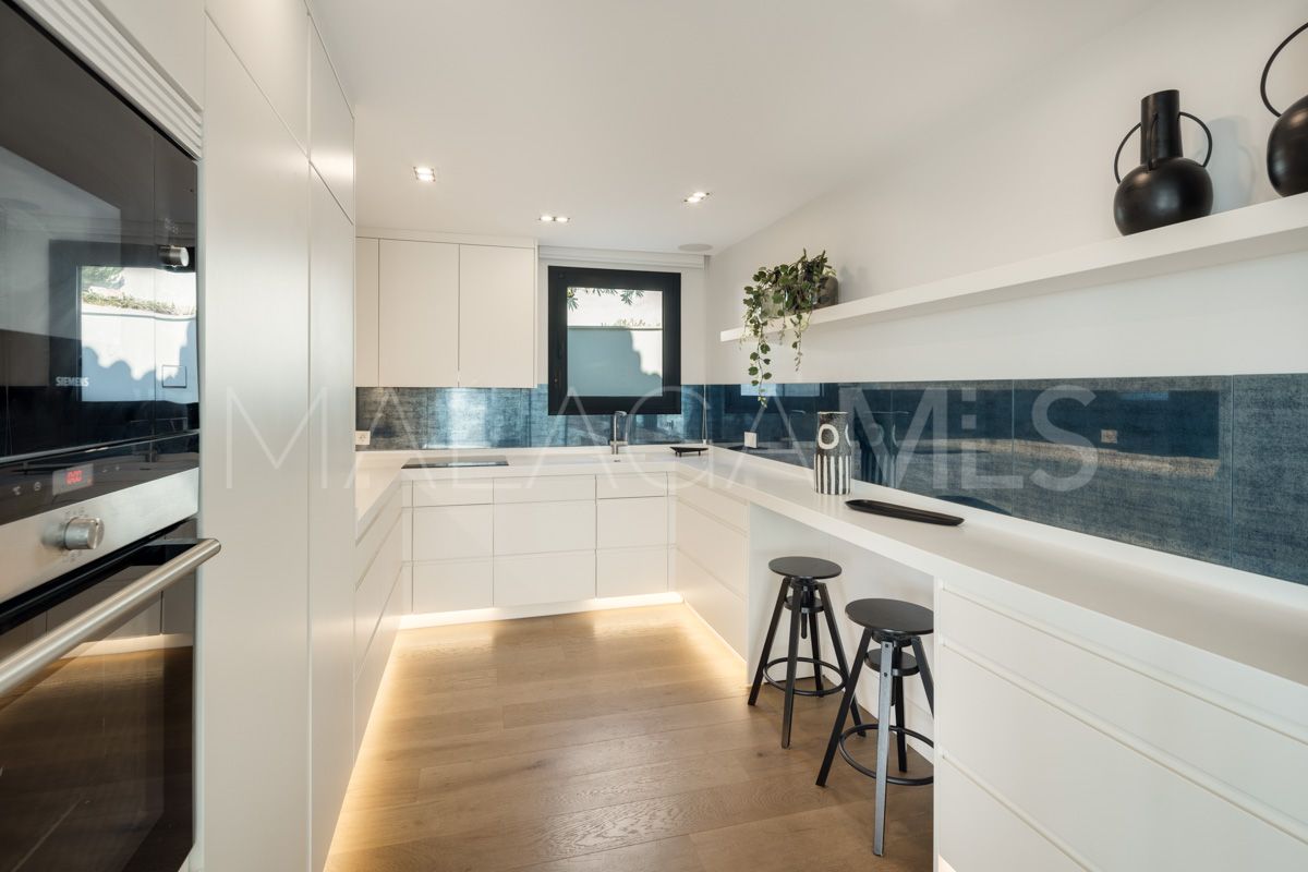 Villa for sale in Los Naranjos Hill Club