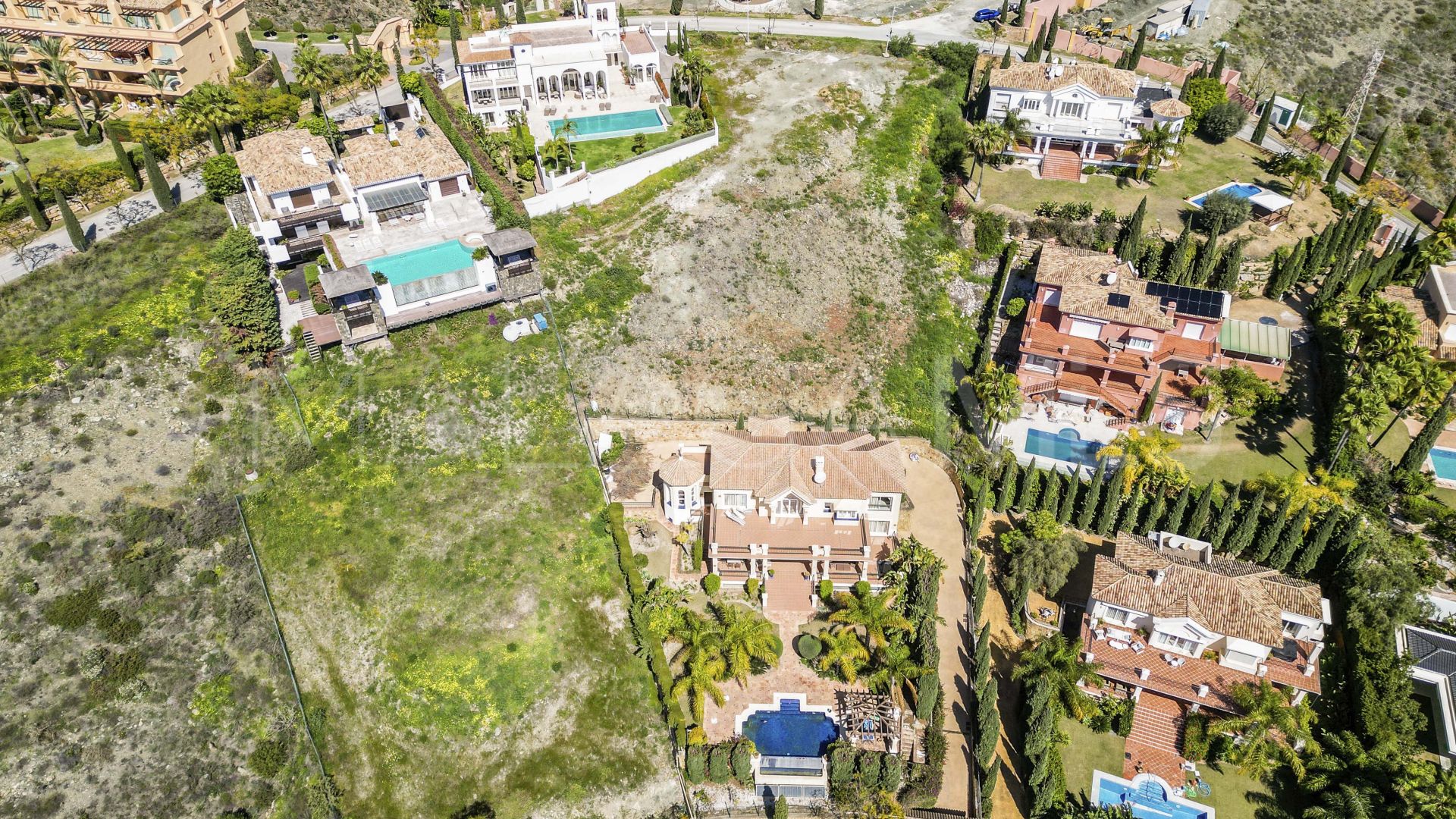 Plot in Los Flamingos for sale