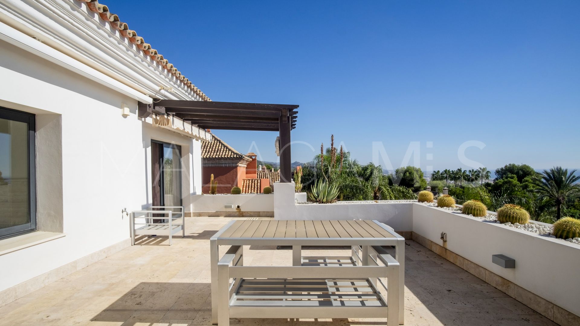 Villa for sale in Sierra Blanca