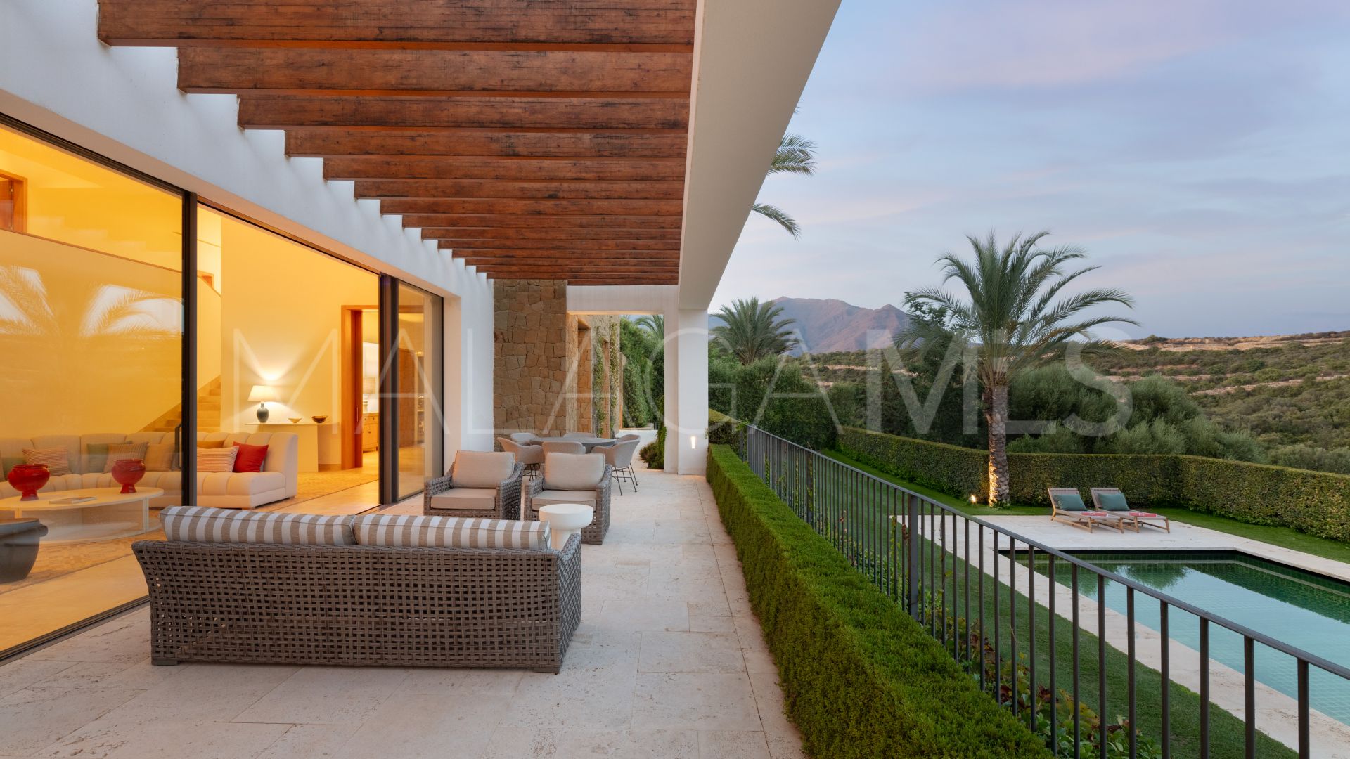Se vende villa with 6 bedrooms in Finca Cortesin