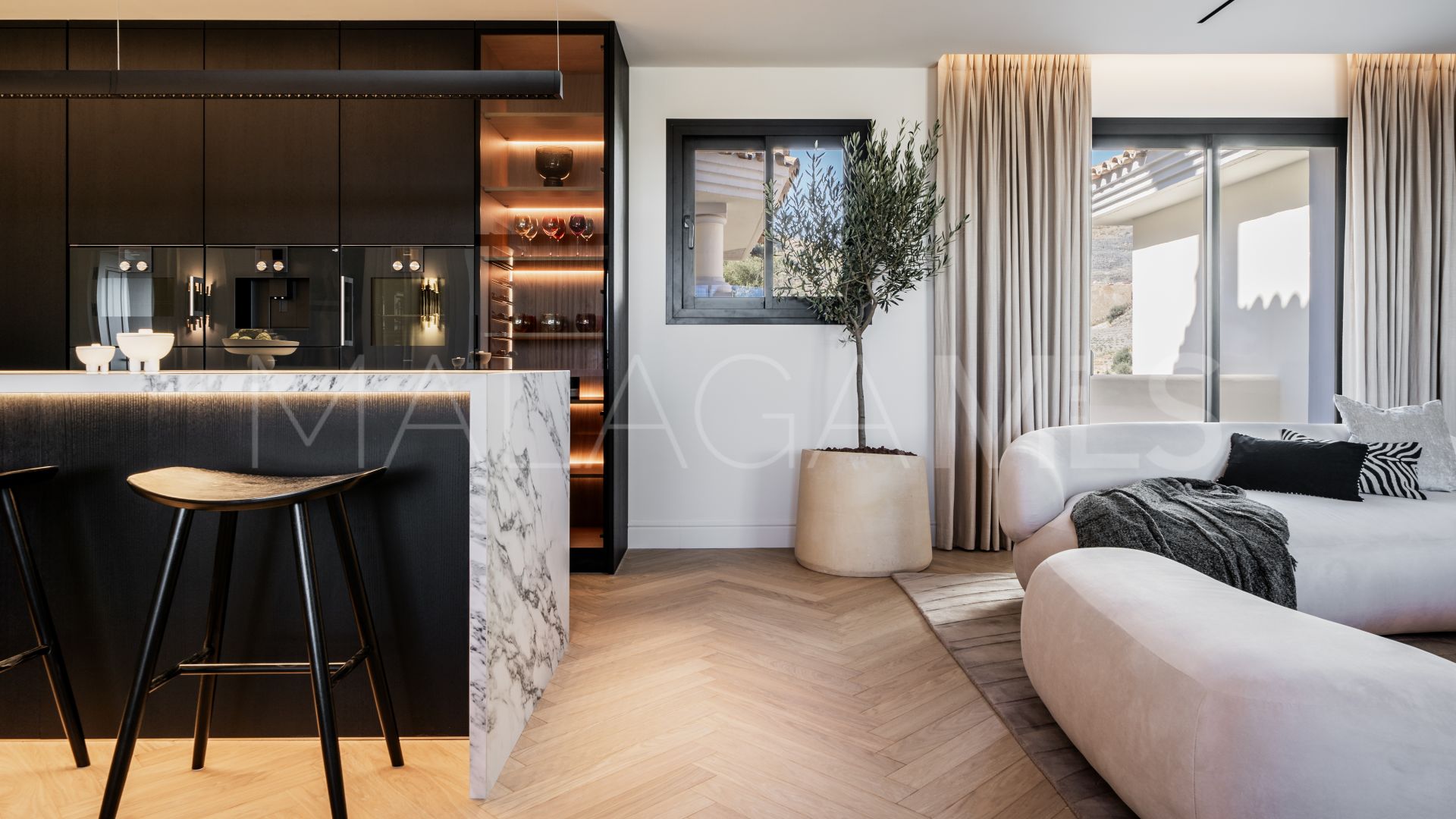 Se vende atico duplex with 3 bedrooms in Palacetes Los Belvederes