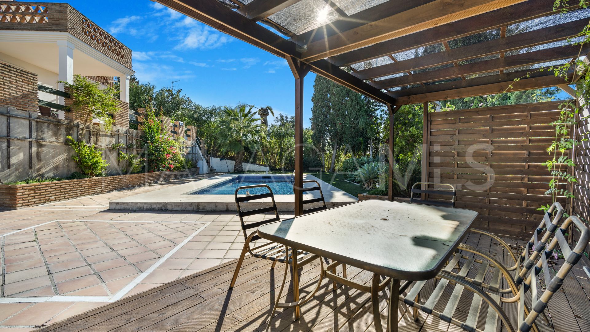 Villa for sale in Parque Elviria