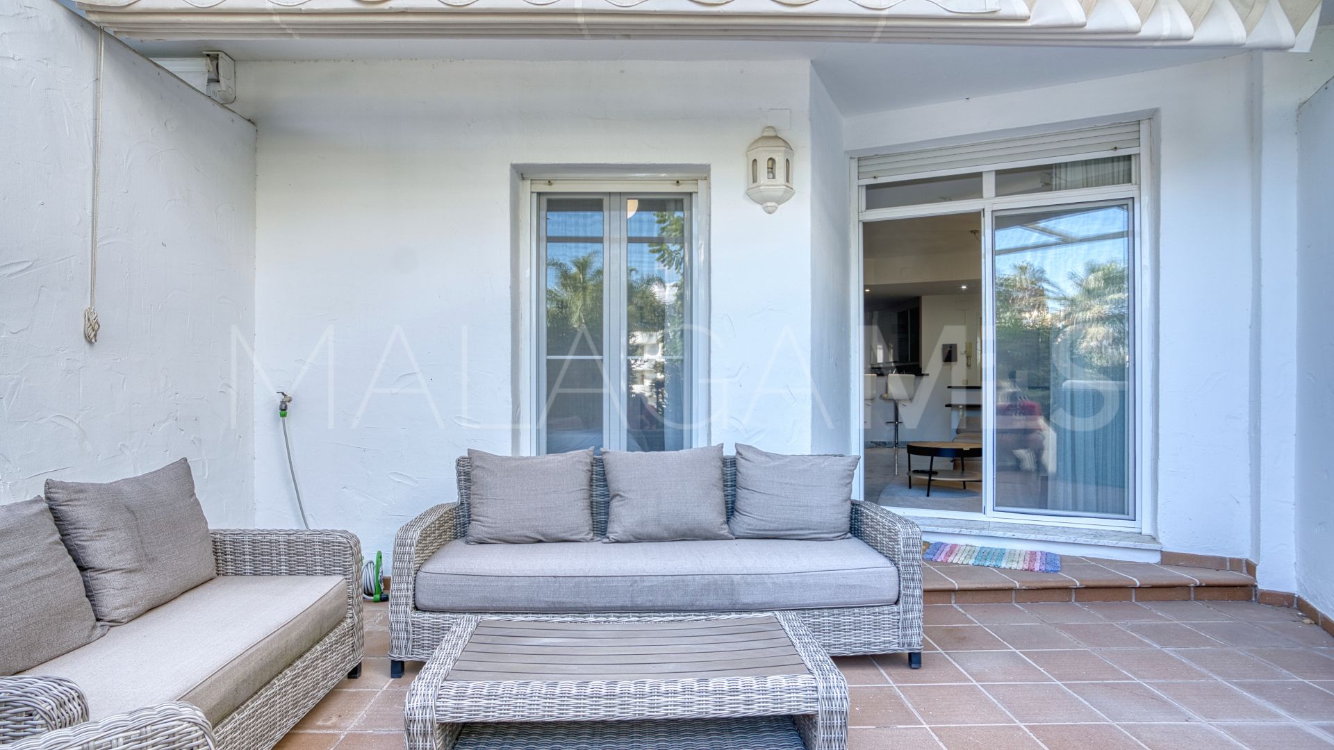 Buy ground floor apartment in Marbella Real with 2 bedrooms