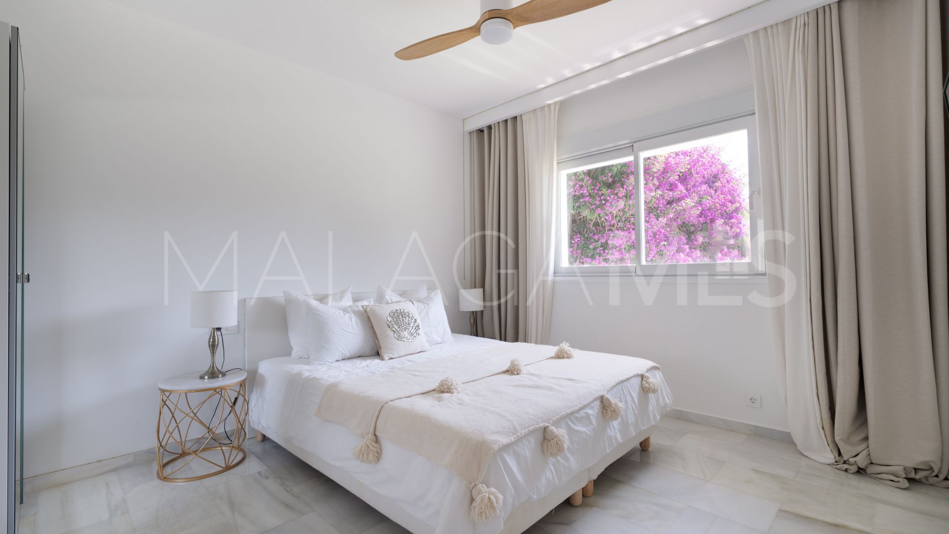 Villa with 5 bedrooms for sale in Marbella Este
