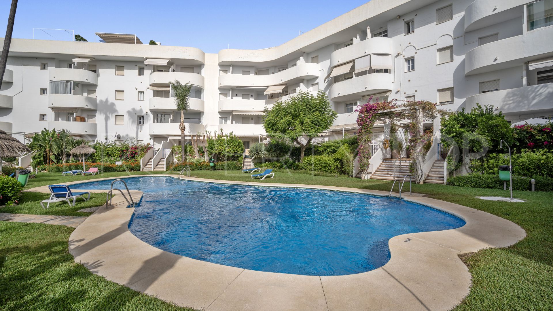 Marbella Real, apartamento planta baja con 3 dormitorios en venta