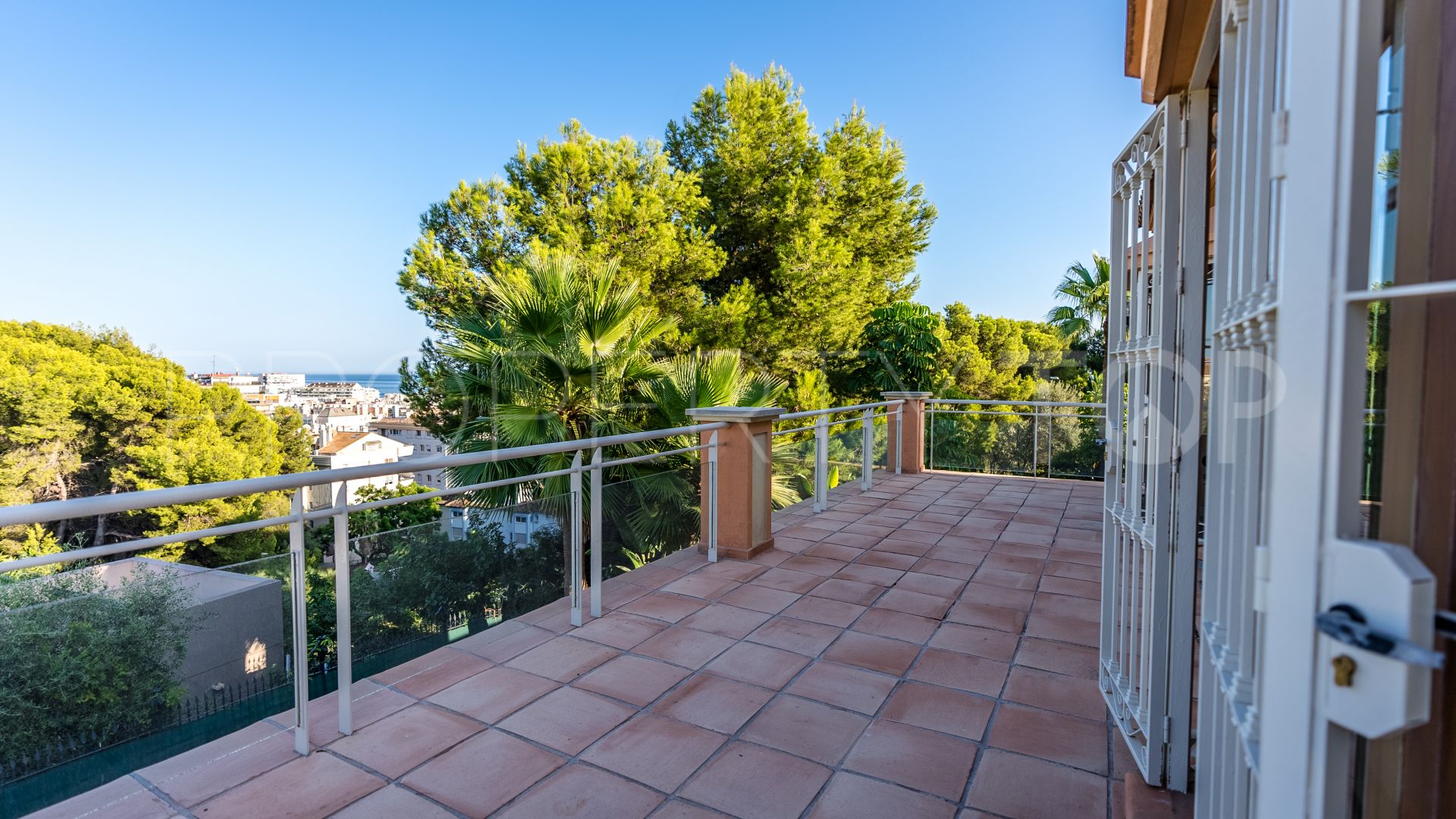 5 bedrooms villa for sale in Marbella Centro