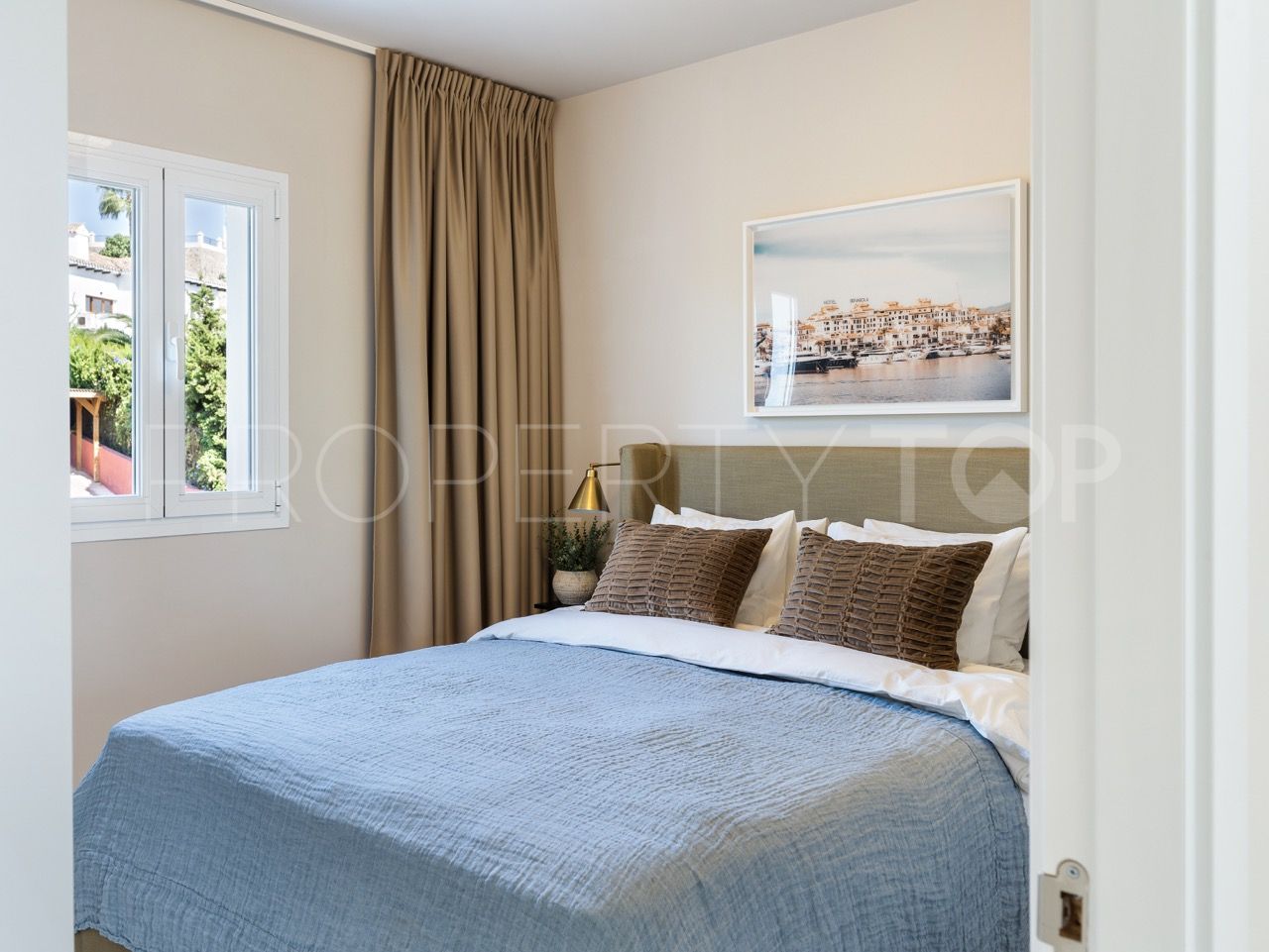 Adosado con 4 dormitorios en venta en La Quinta