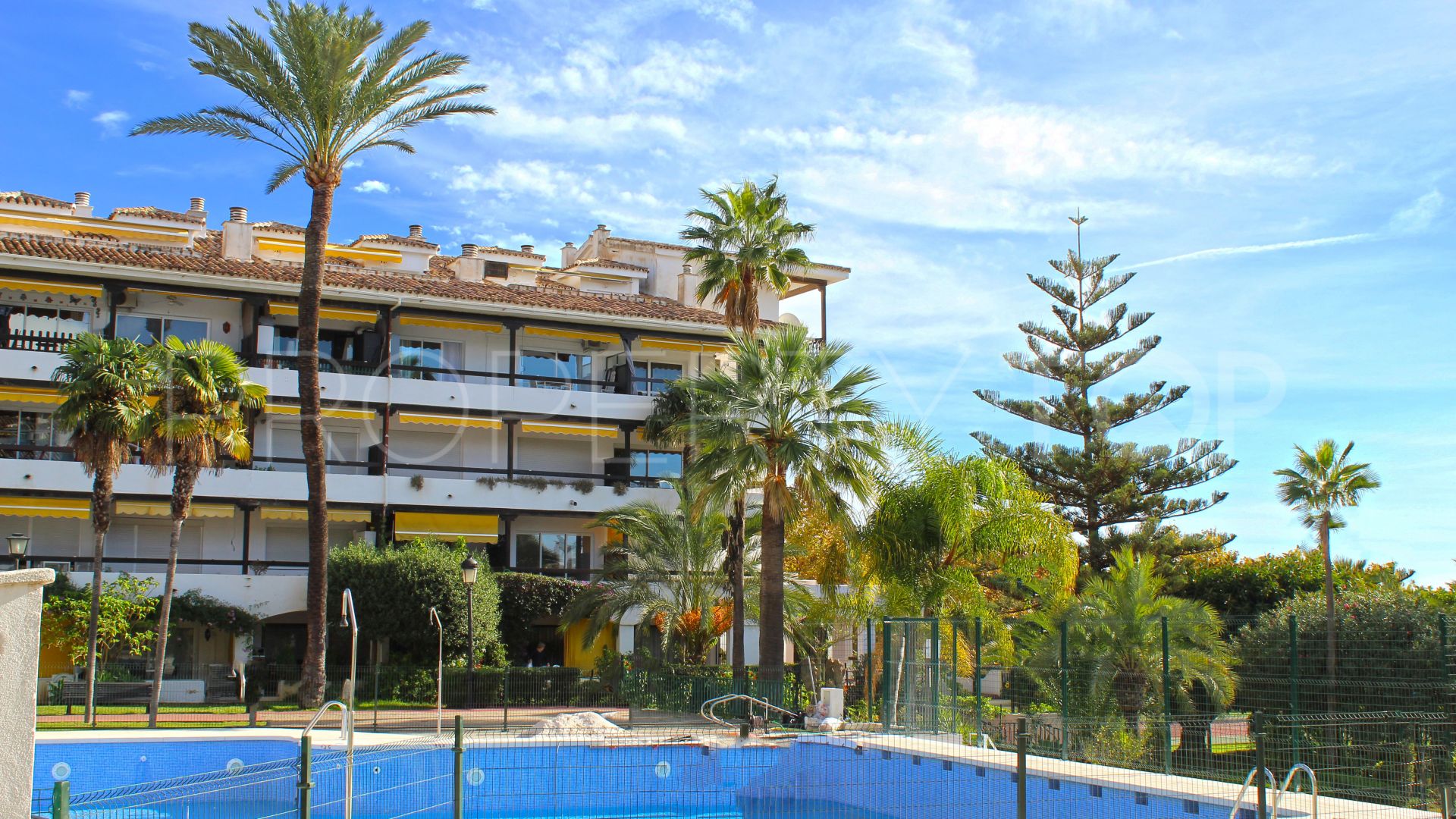 For sale 2 bedrooms apartment in La Carolina