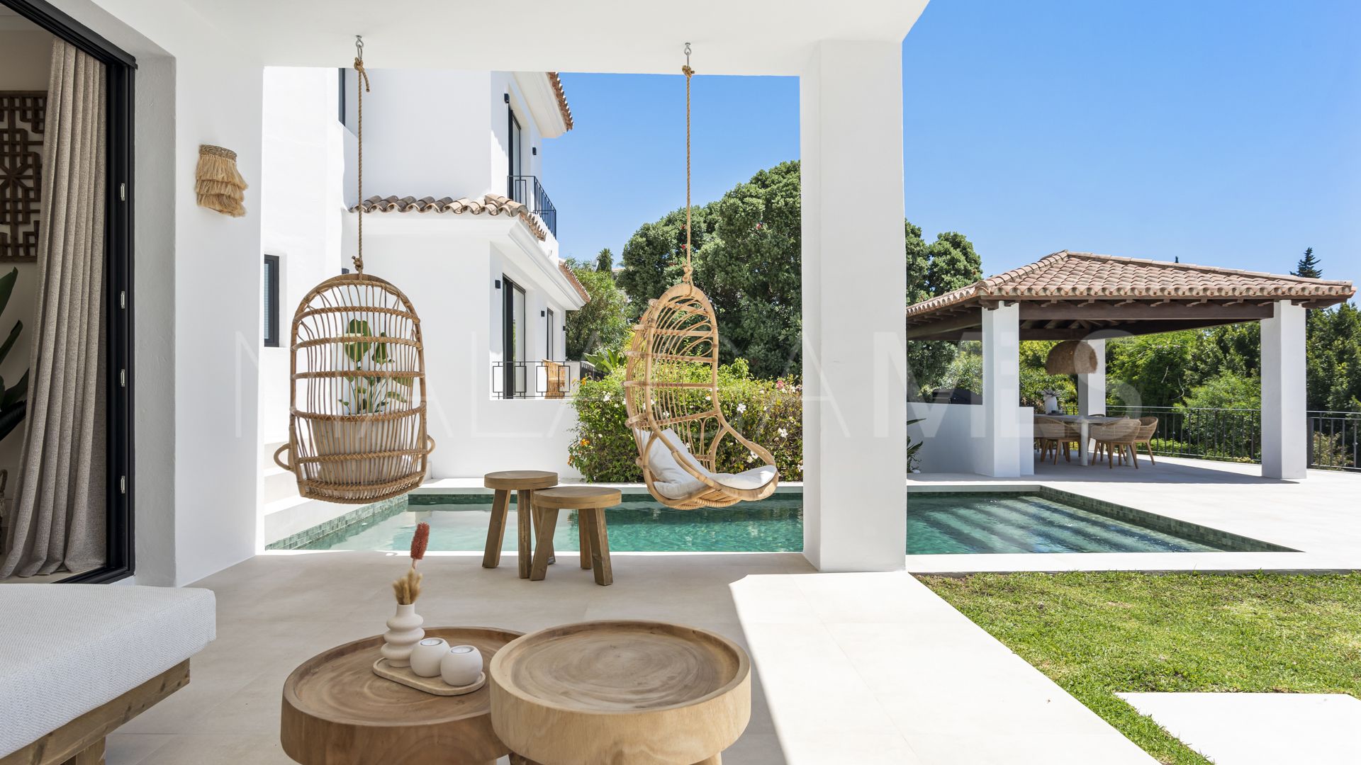 Villa for sale in Paraiso Alto