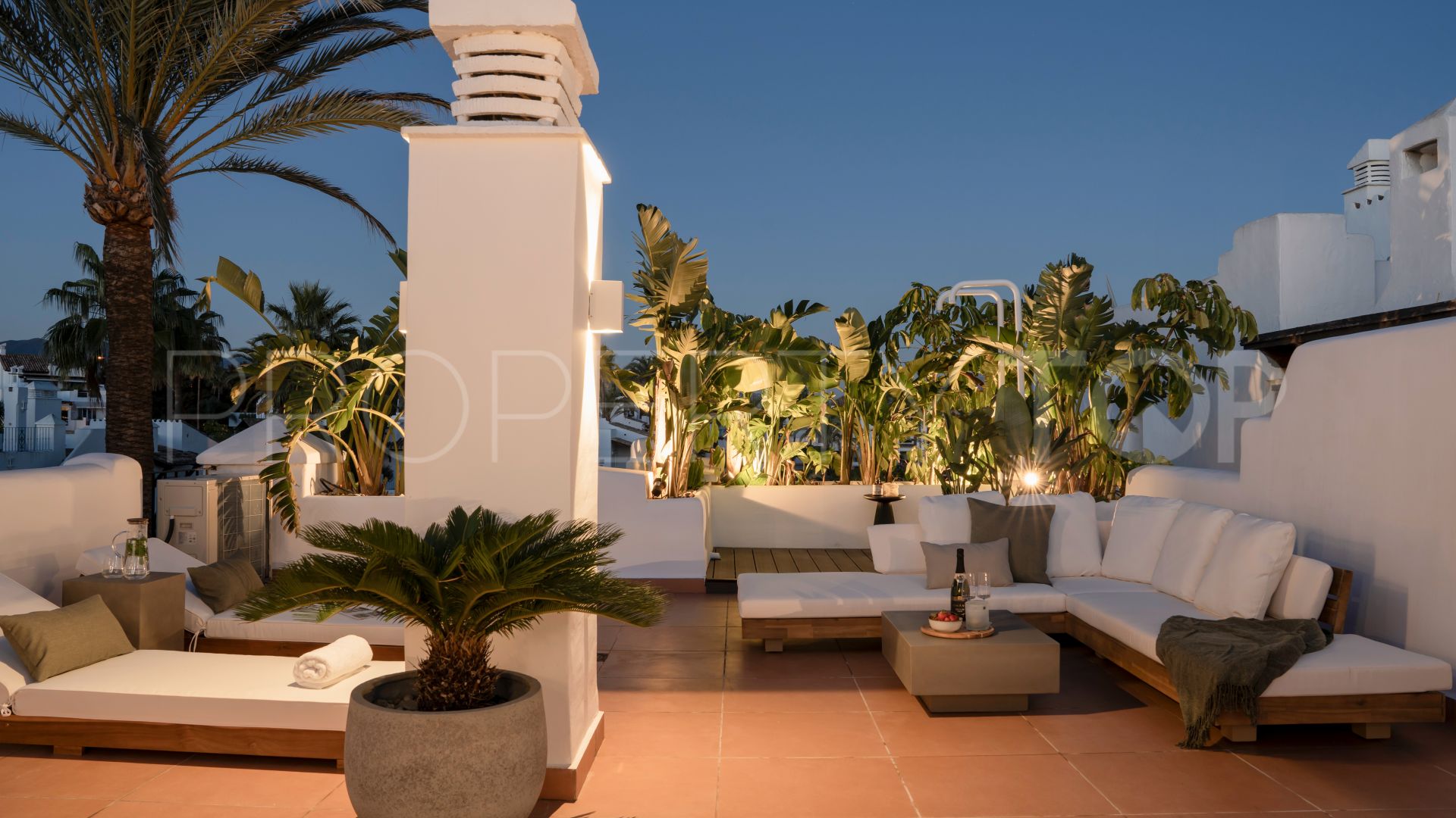 Alcazaba Beach 2 bedrooms penthouse for sale