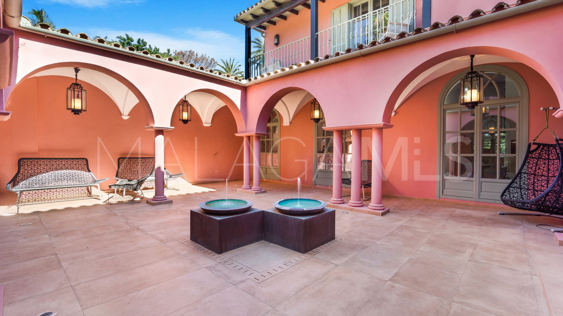 Villa for sale in Hacienda las Chapas