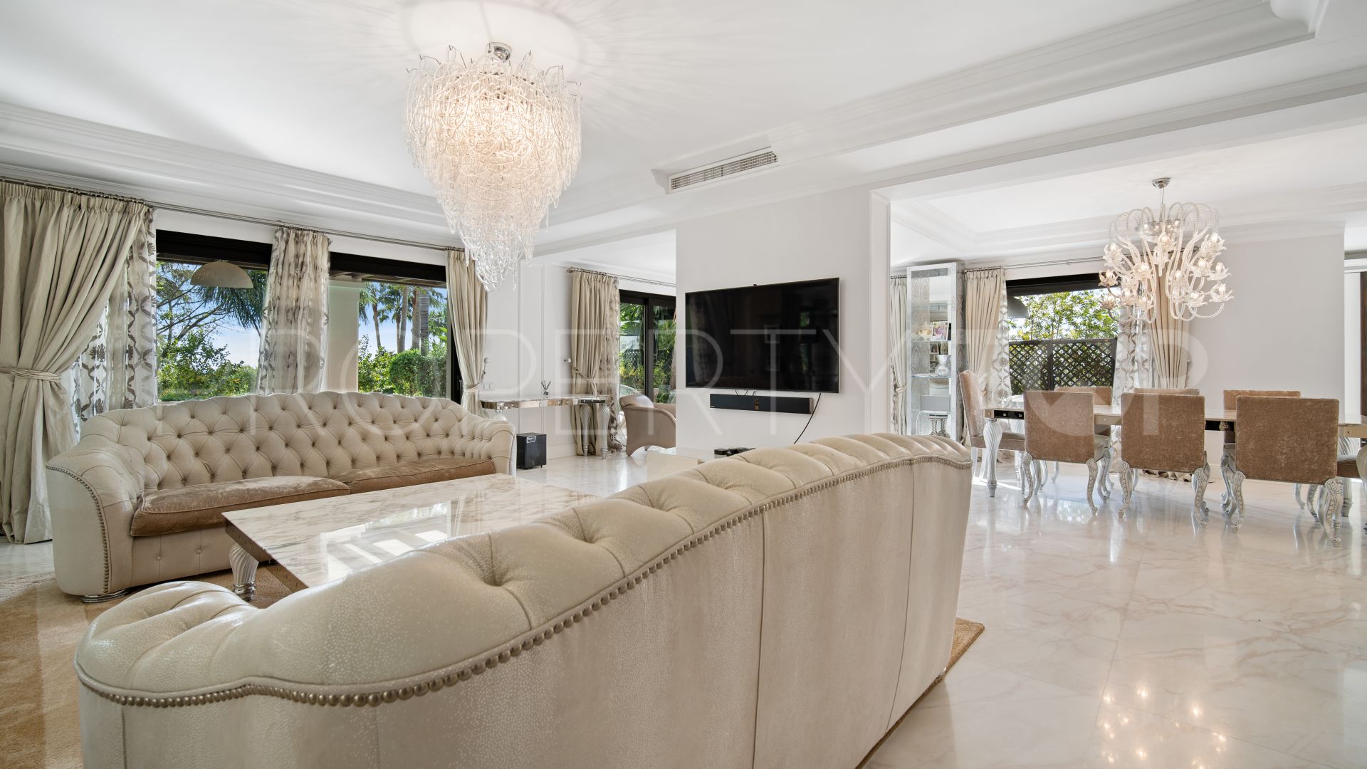 Lomas de Magna Marbella, villa a la venta