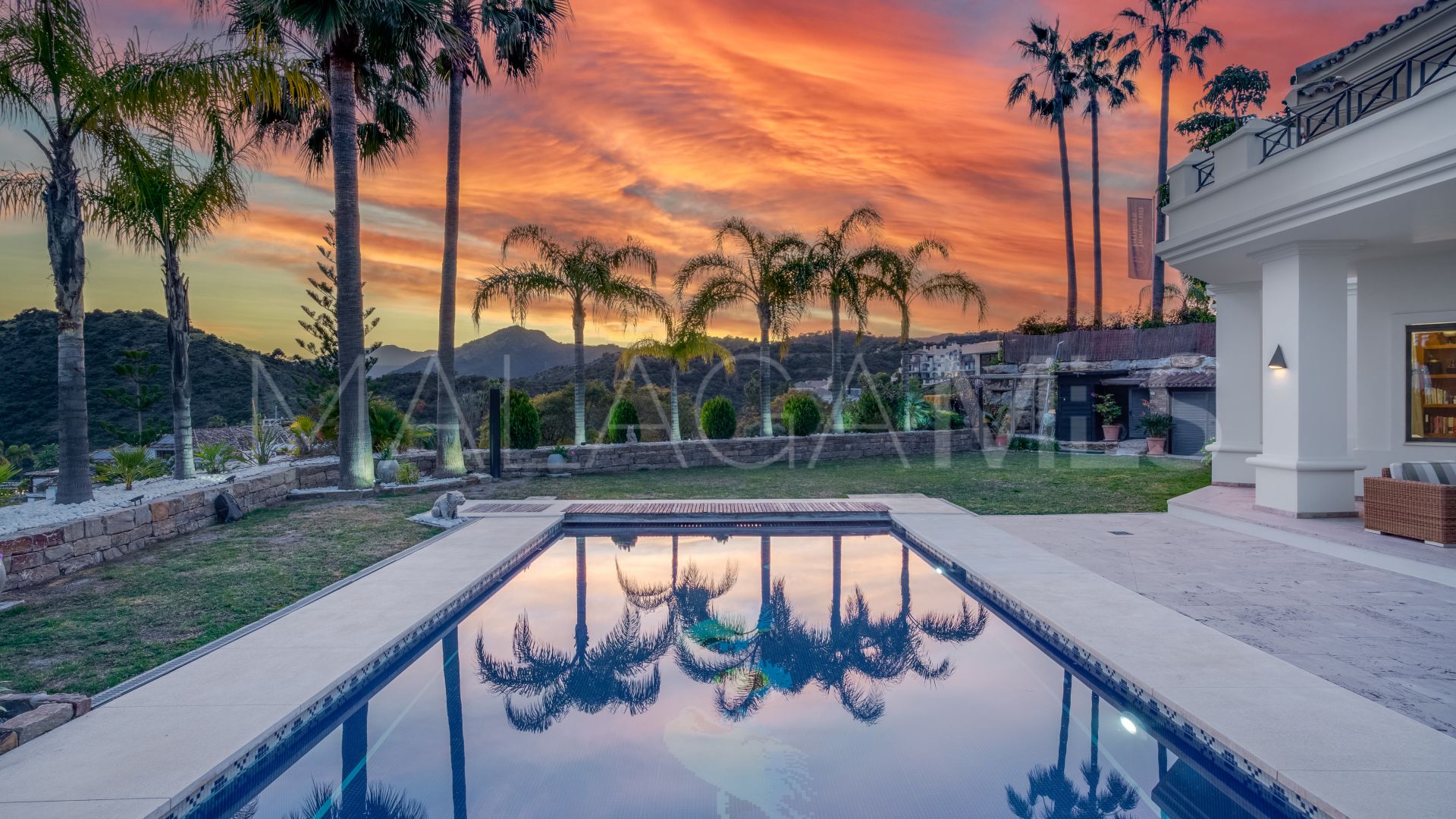 Villa for sale in Los Arqueros