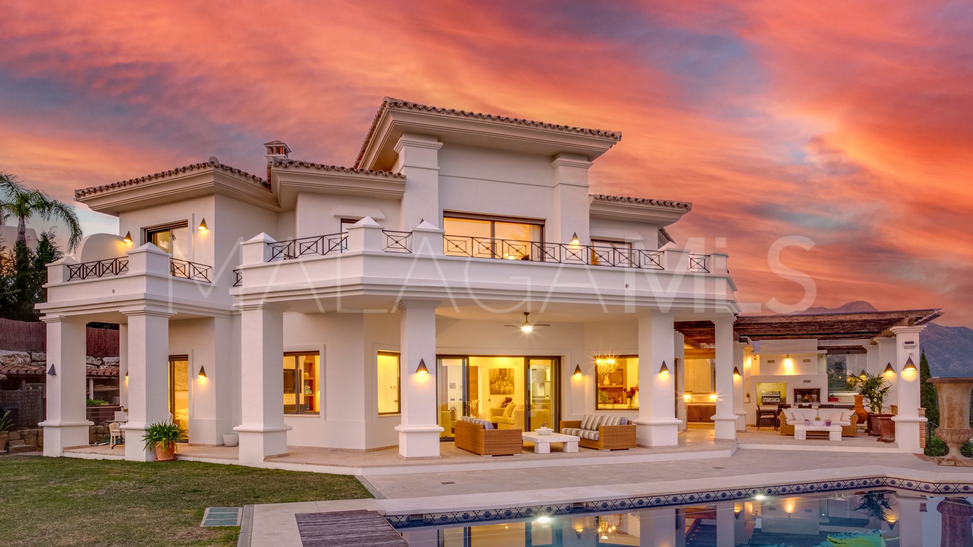 Villa for sale in Los Arqueros