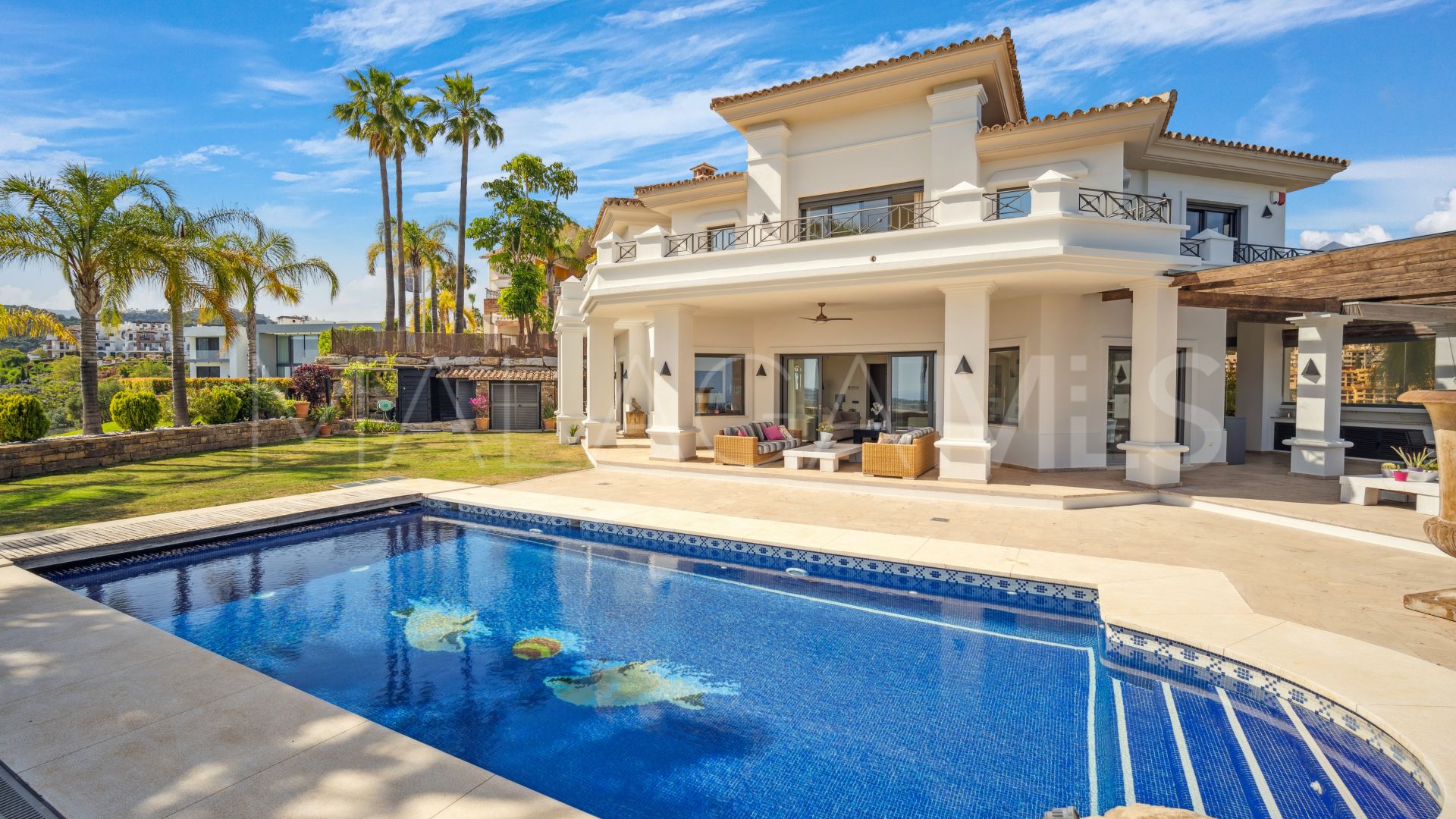 Villa for sale in Los Arqueros