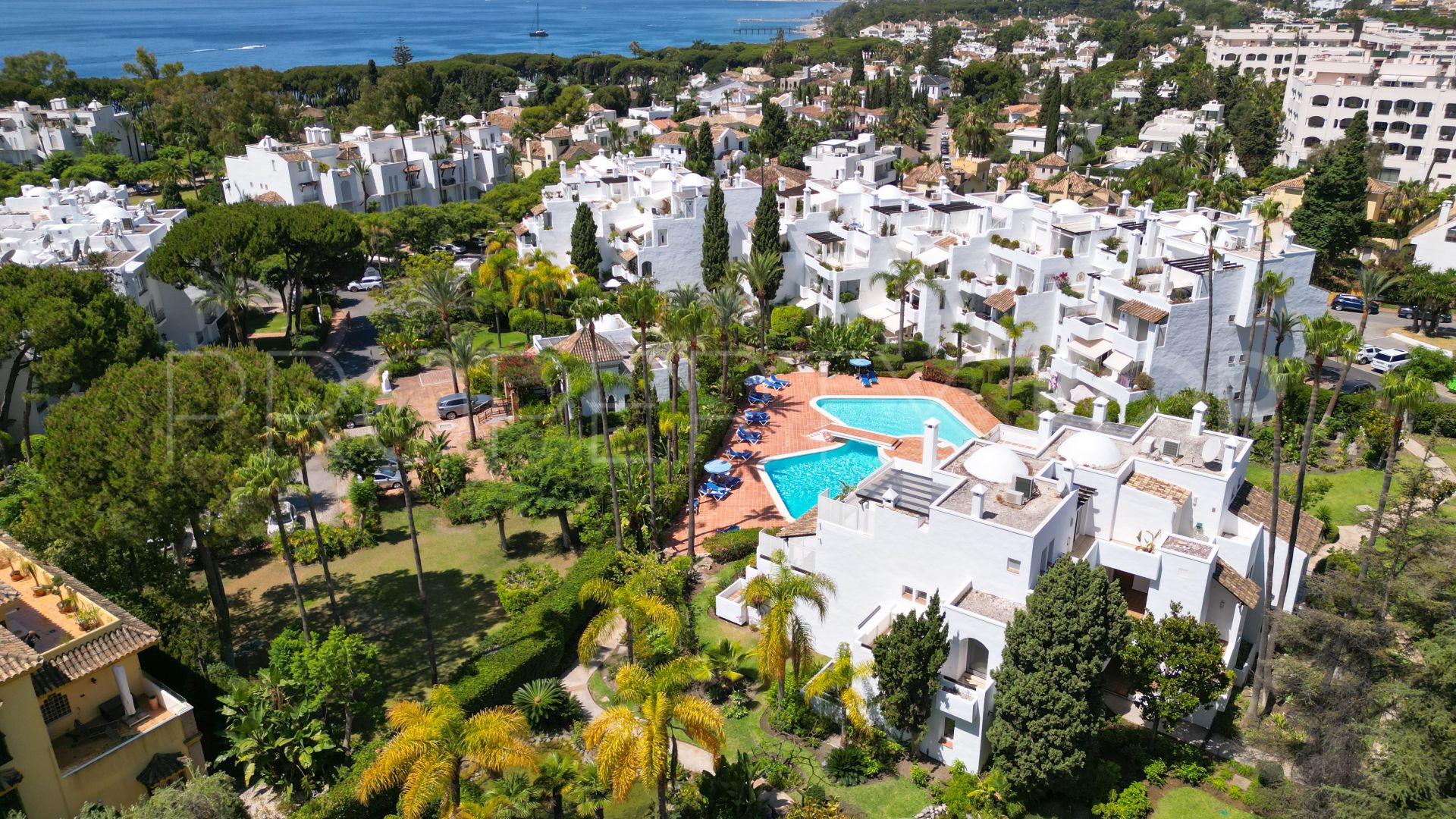 Alhambra del Mar ground floor apartment for sale