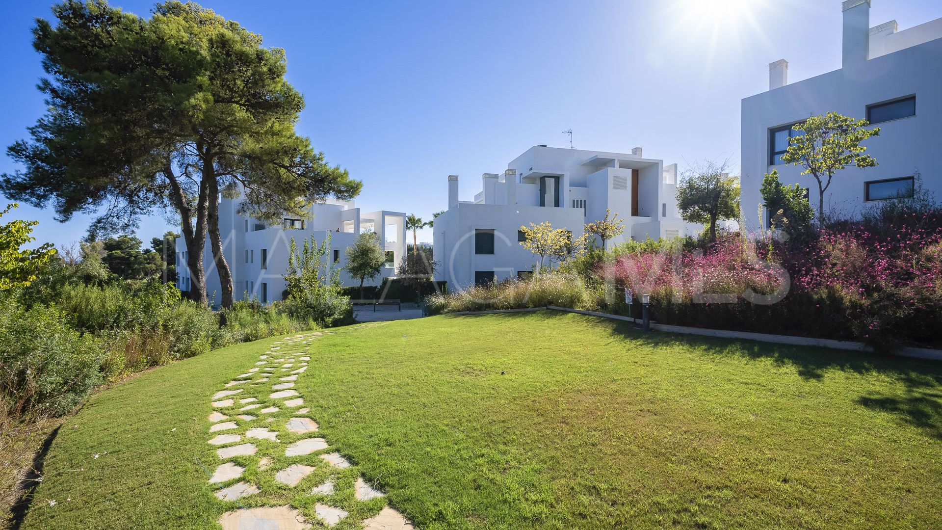 Duplex penthouse with 3 bedrooms for sale in Atalaya Golf