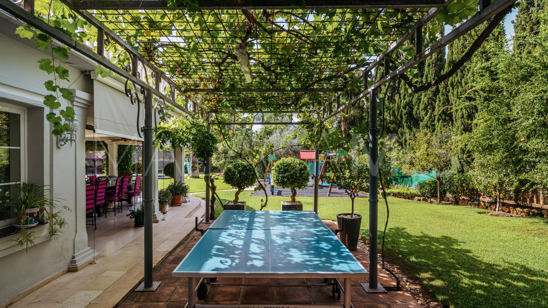 Se vende villa in Rocio de Nagüeles de 5 bedrooms