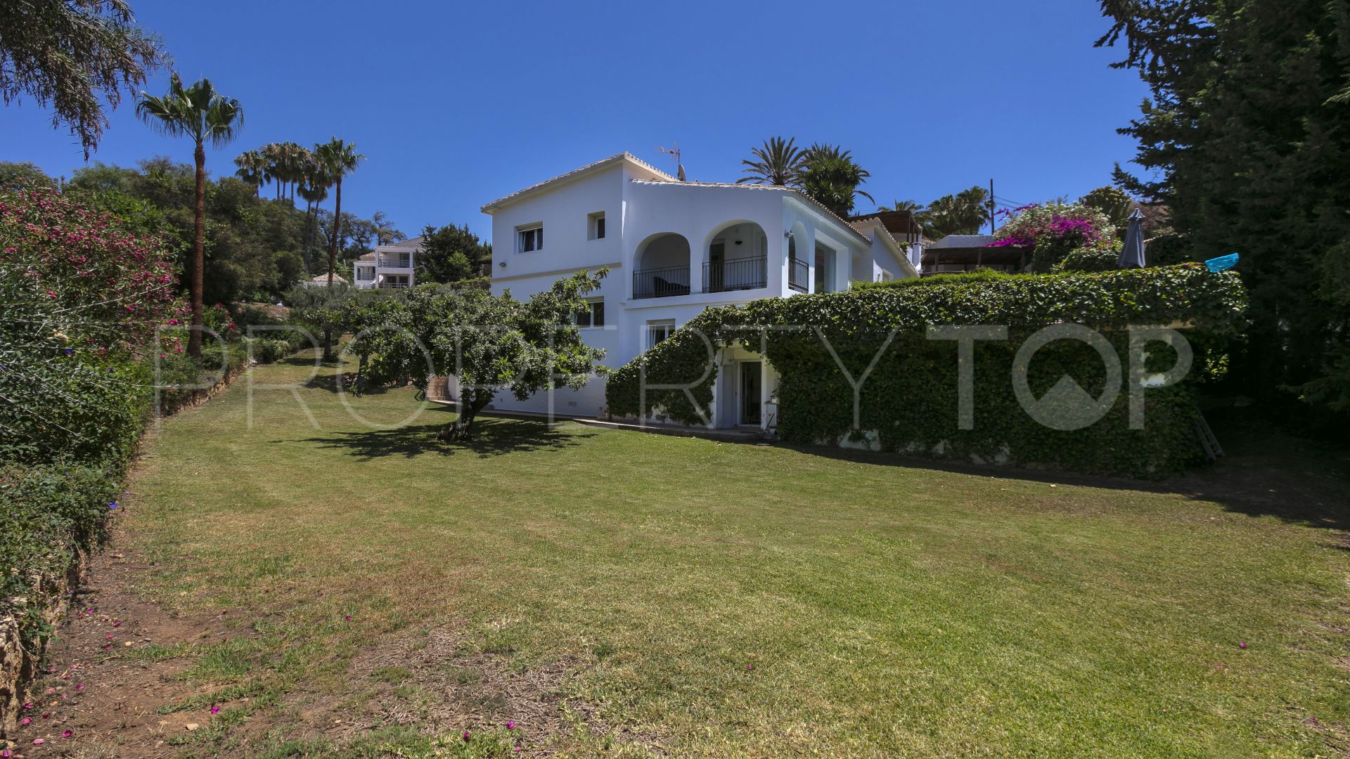 For sale villa with 4 bedrooms in El Rosario