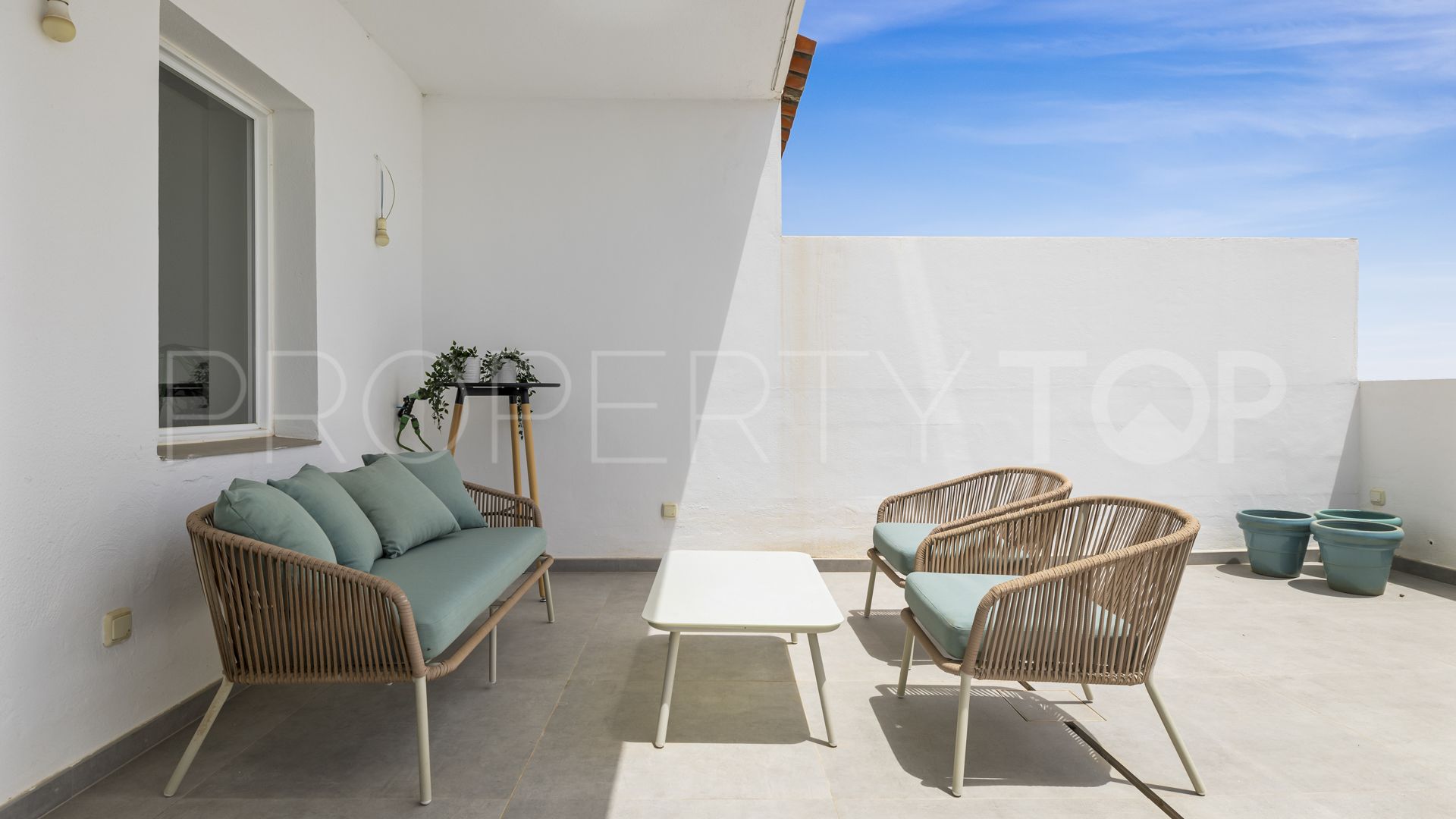 Penthouse for sale in Estepona