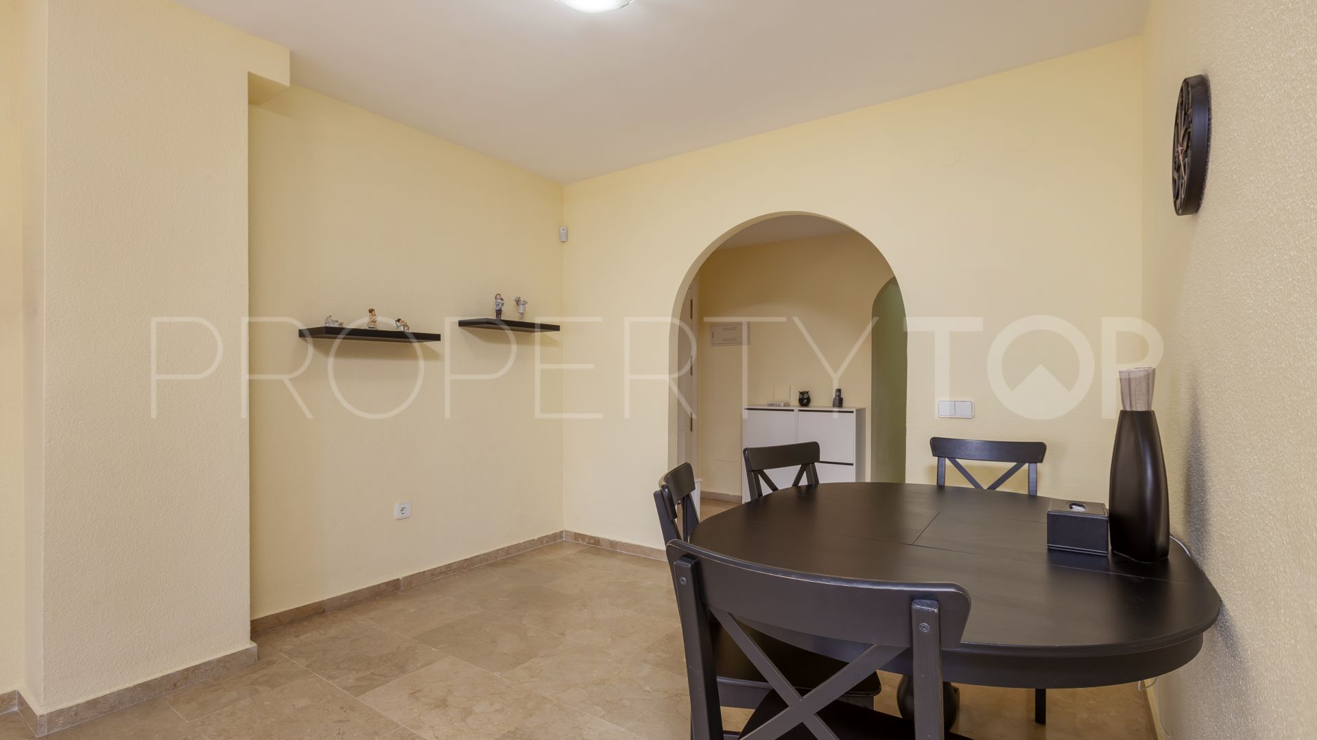 Ground floor apartment for sale in Coto Real II