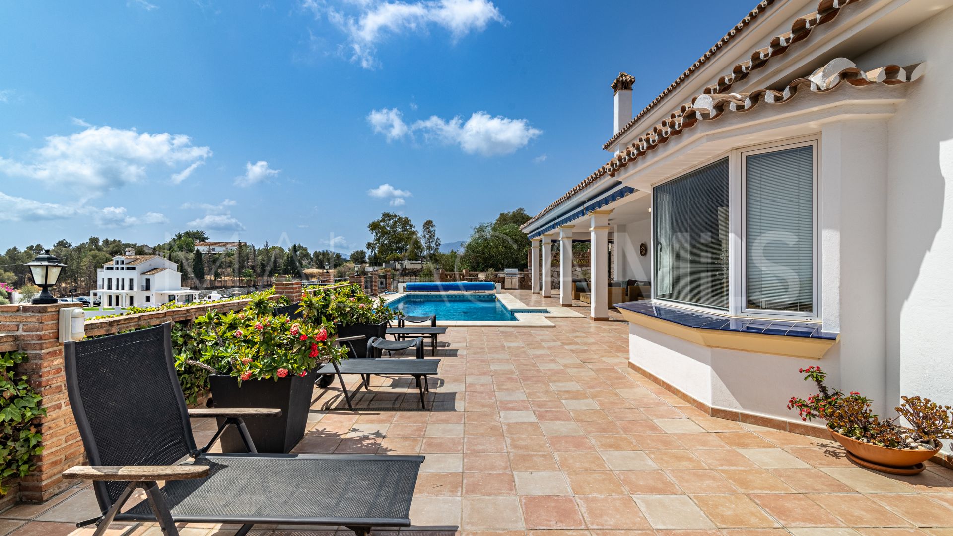 Villa for sale in Mijas