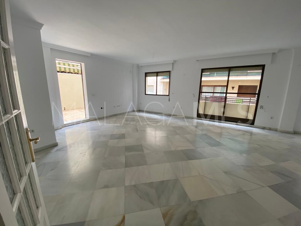 Lägenhet for sale in Estepona Centre